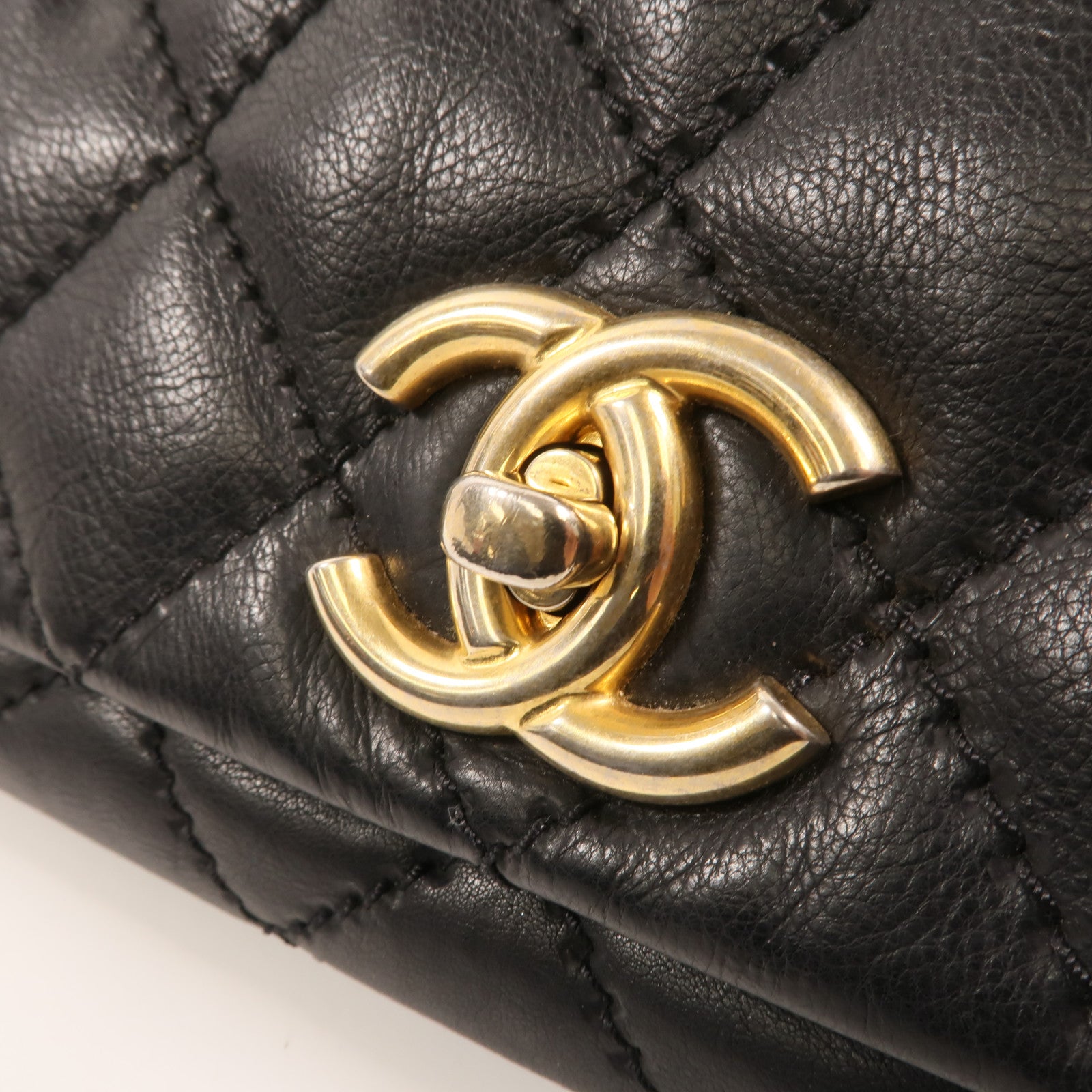 CHANEL 牛皮皮革Chain Shoulder金扣肩背袋