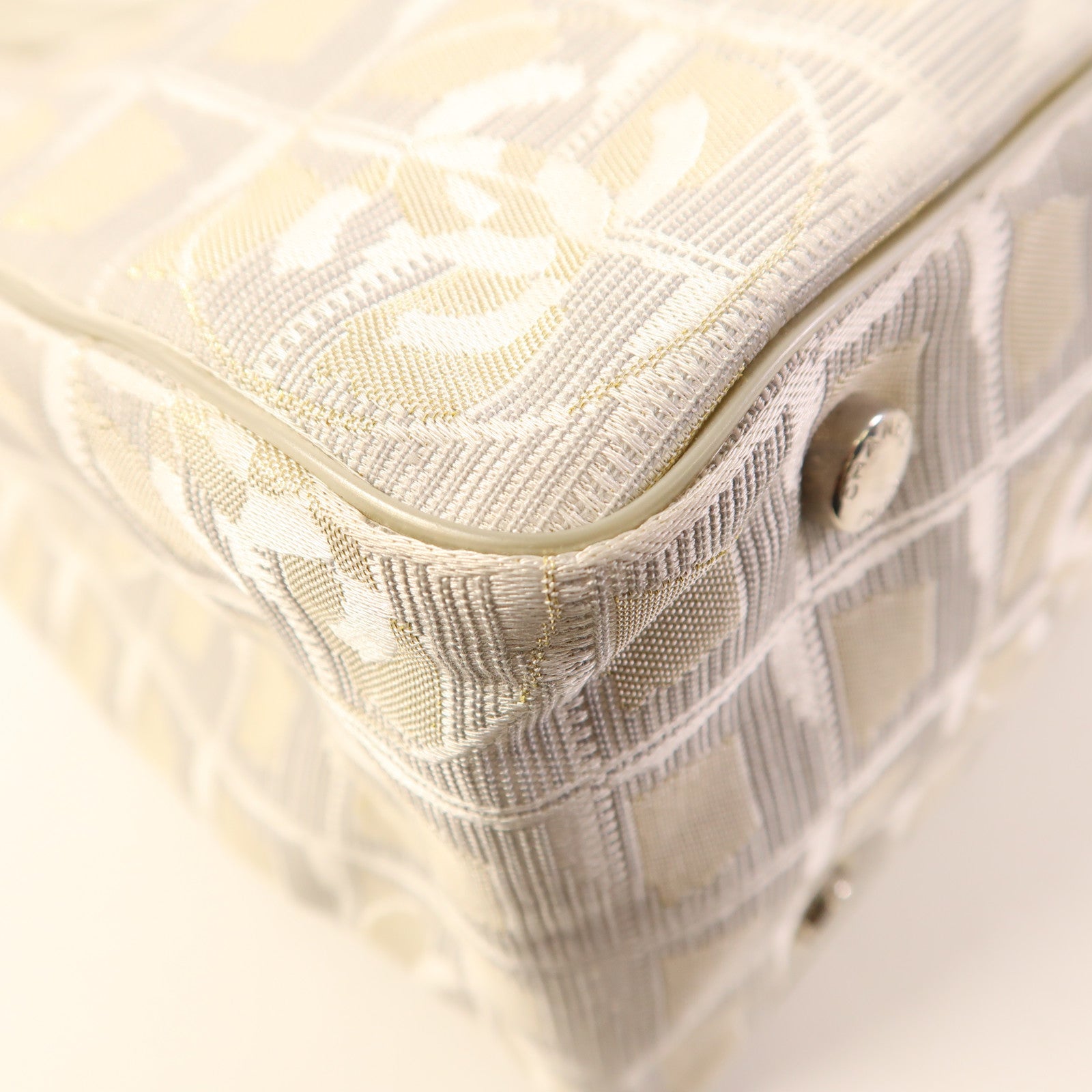 CHANEL 帆布Tote Bag銀扣肩背袋