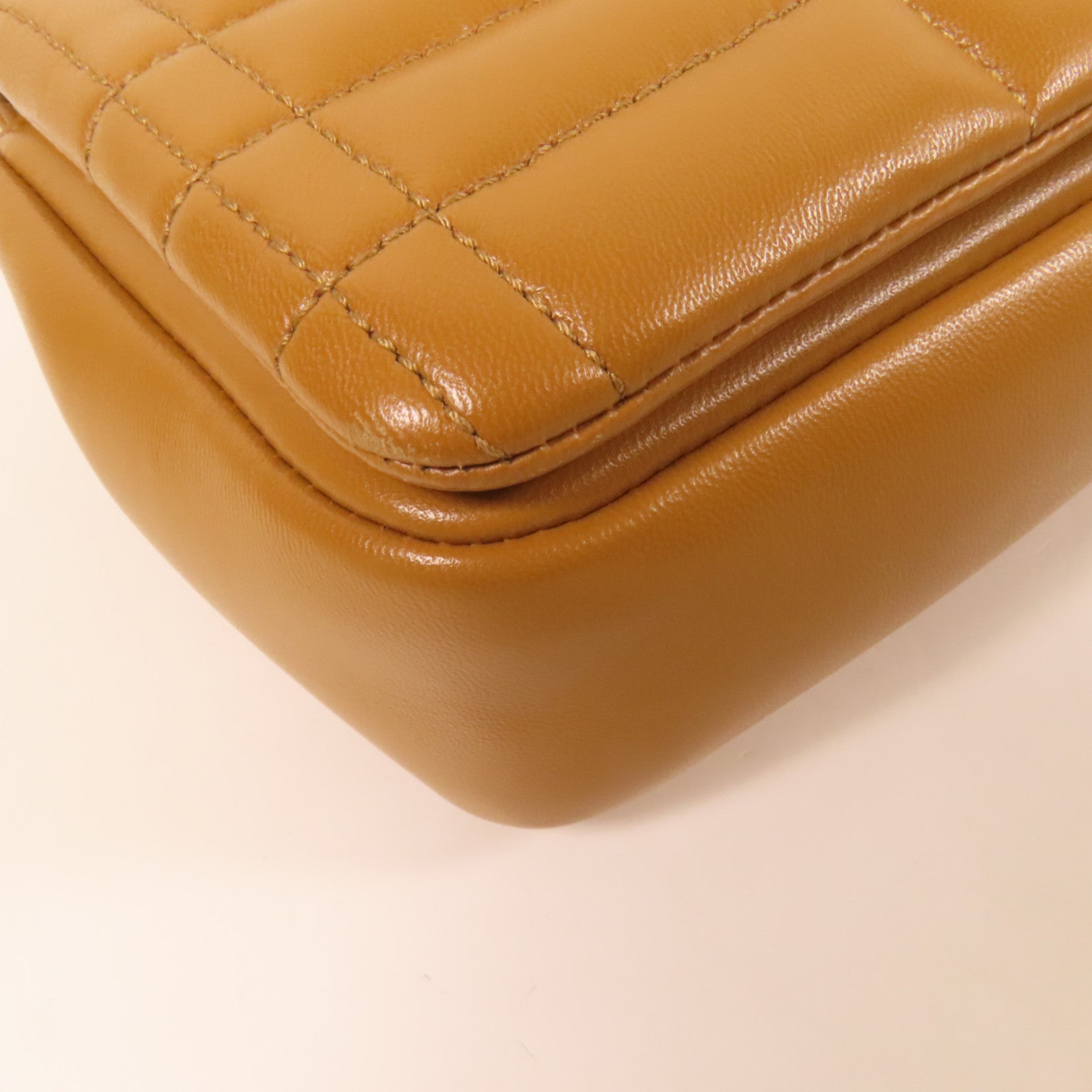 BURBERRY 羊皮皮革Small Lola Bag金扣肩背袋