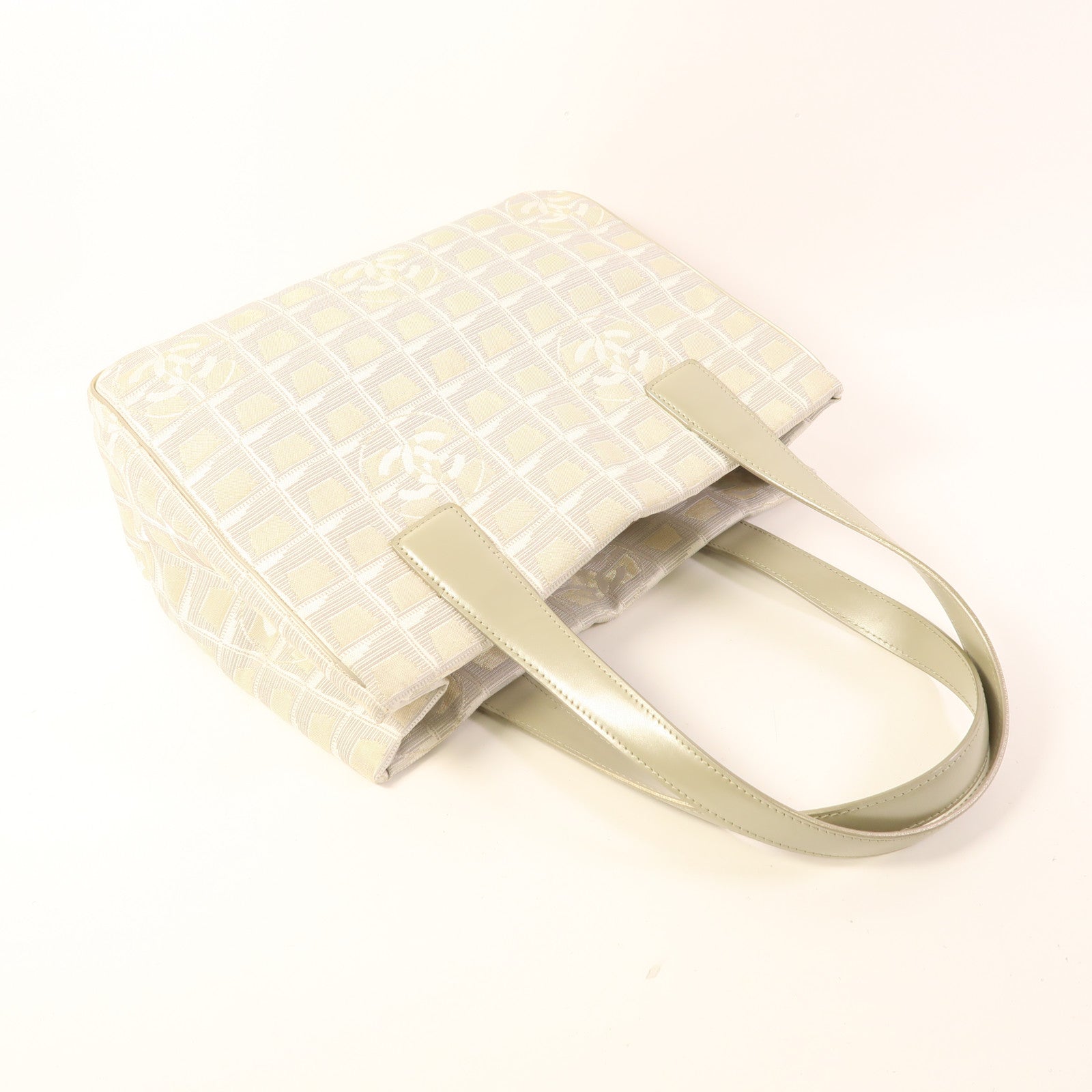 CHANEL 帆布Tote Bag銀扣肩背袋