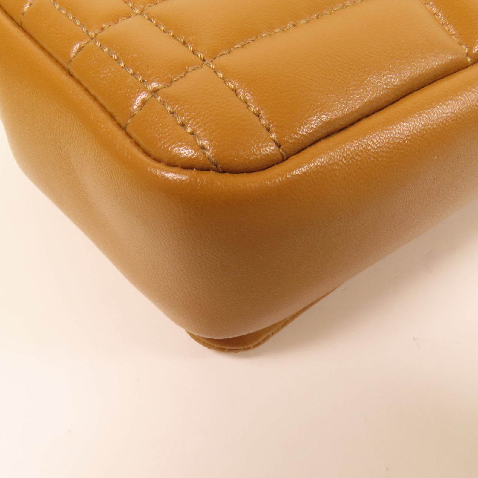 BURBERRY 羊皮皮革Small Lola Bag金扣肩背袋