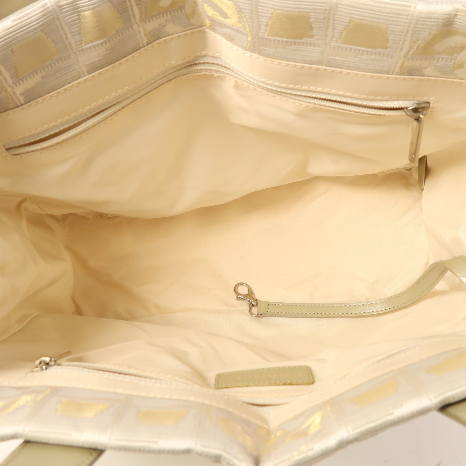 CHANEL 帆布Tote Bag銀扣肩背袋