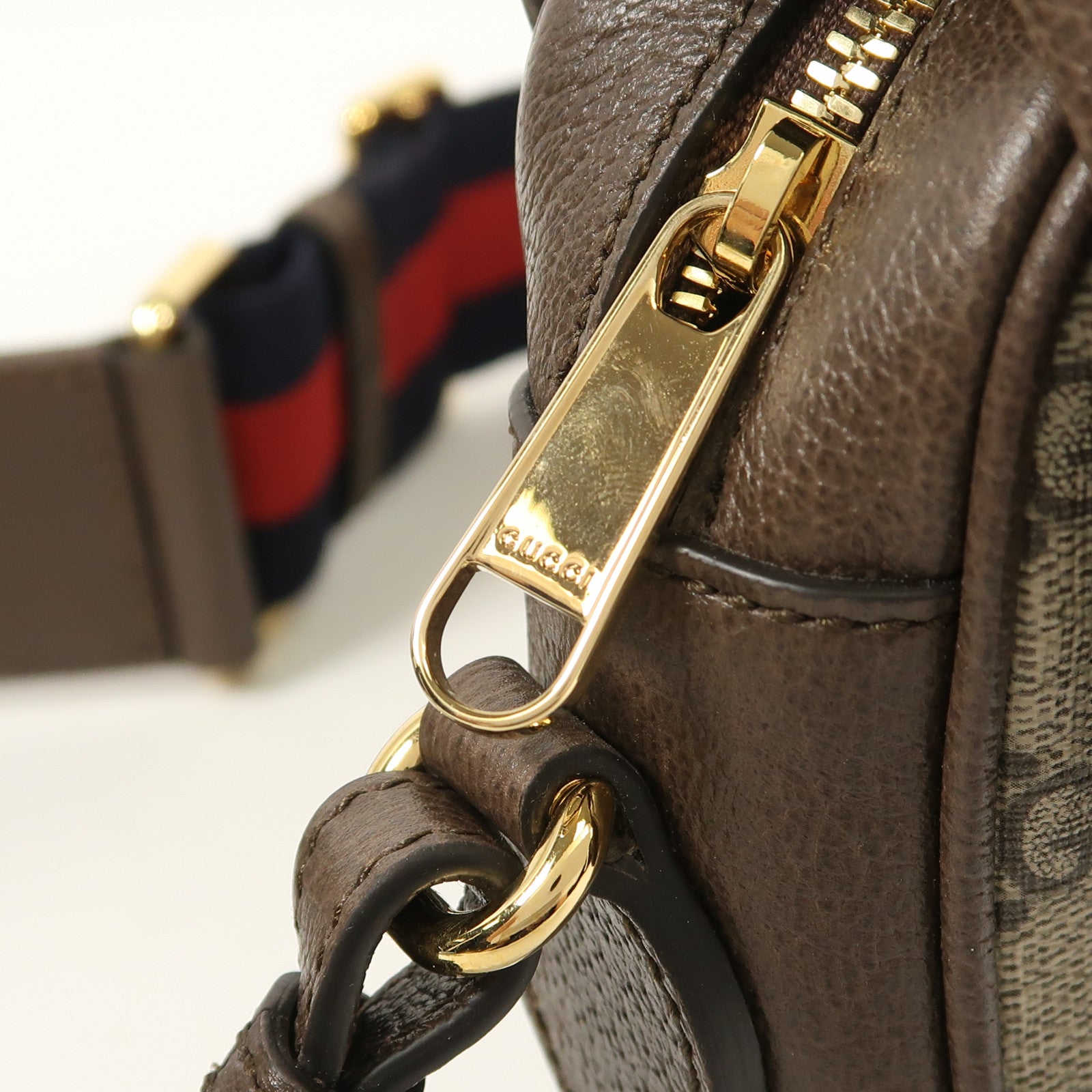GUCCI 塗層帆布Ophidia GG金扣肩背袋