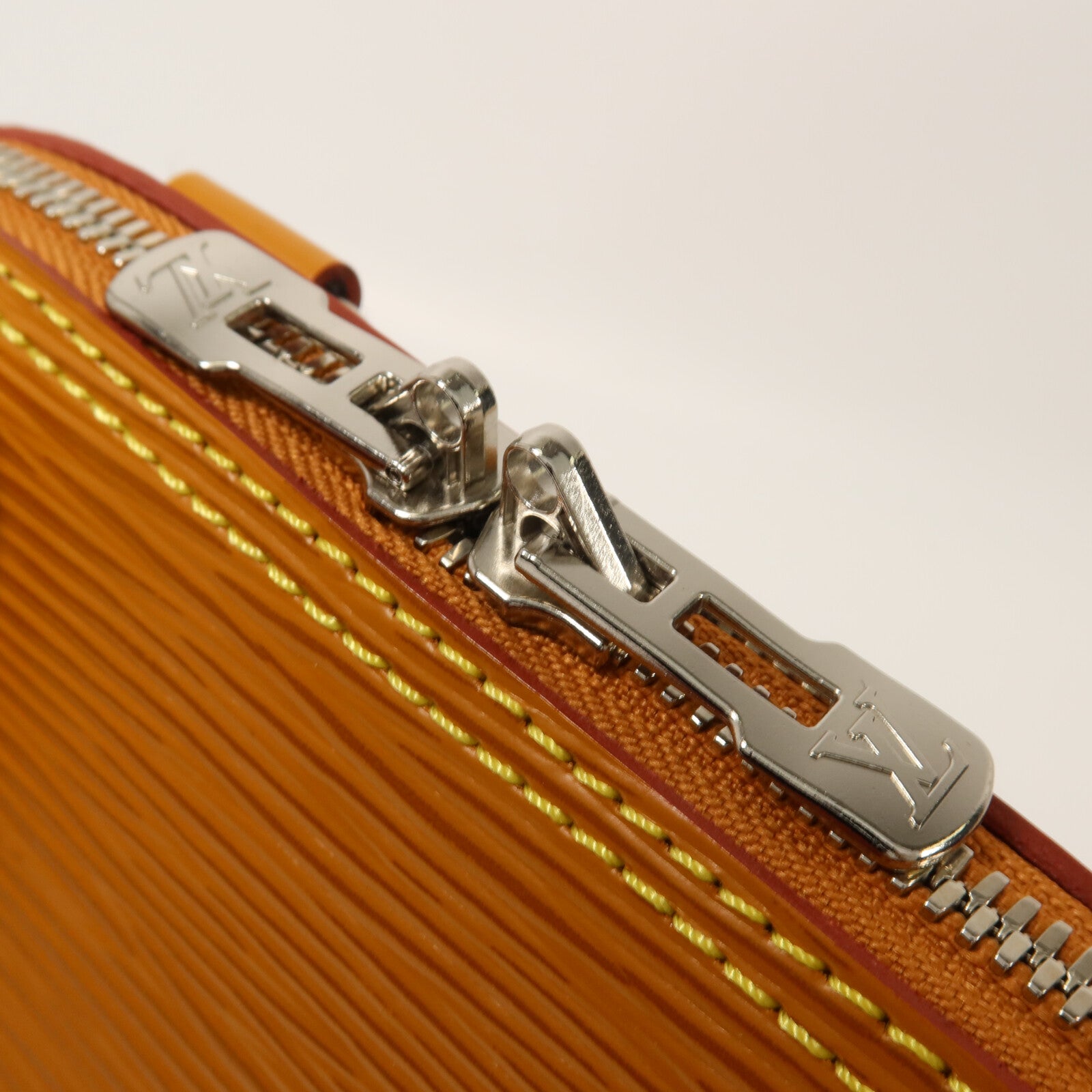 LOUIS VUITTON Epi Alma BB手挽肩背兩用袋