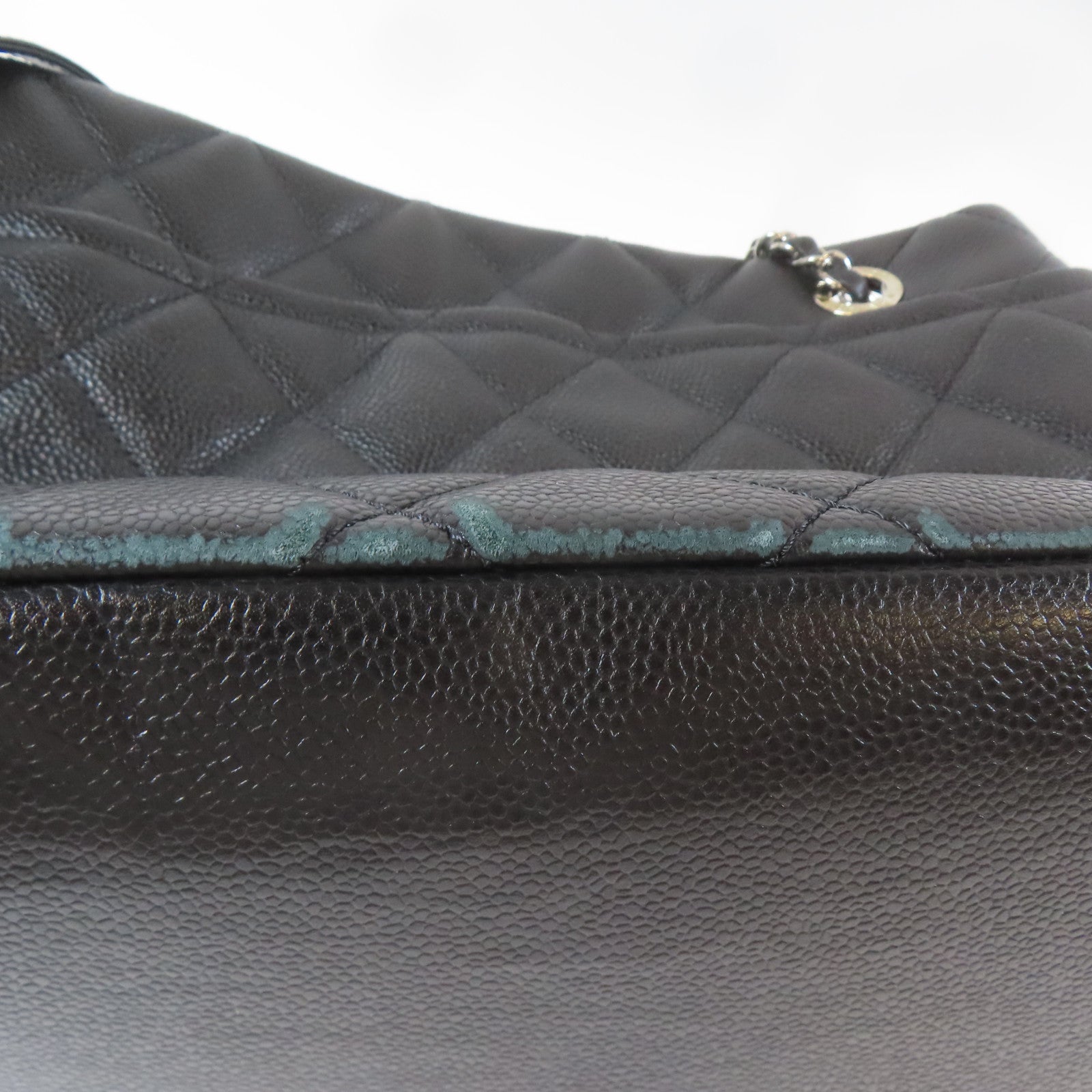 CHANEL 菱格Caviar皮革Totebag銀扣鏈帶肩背袋黑色