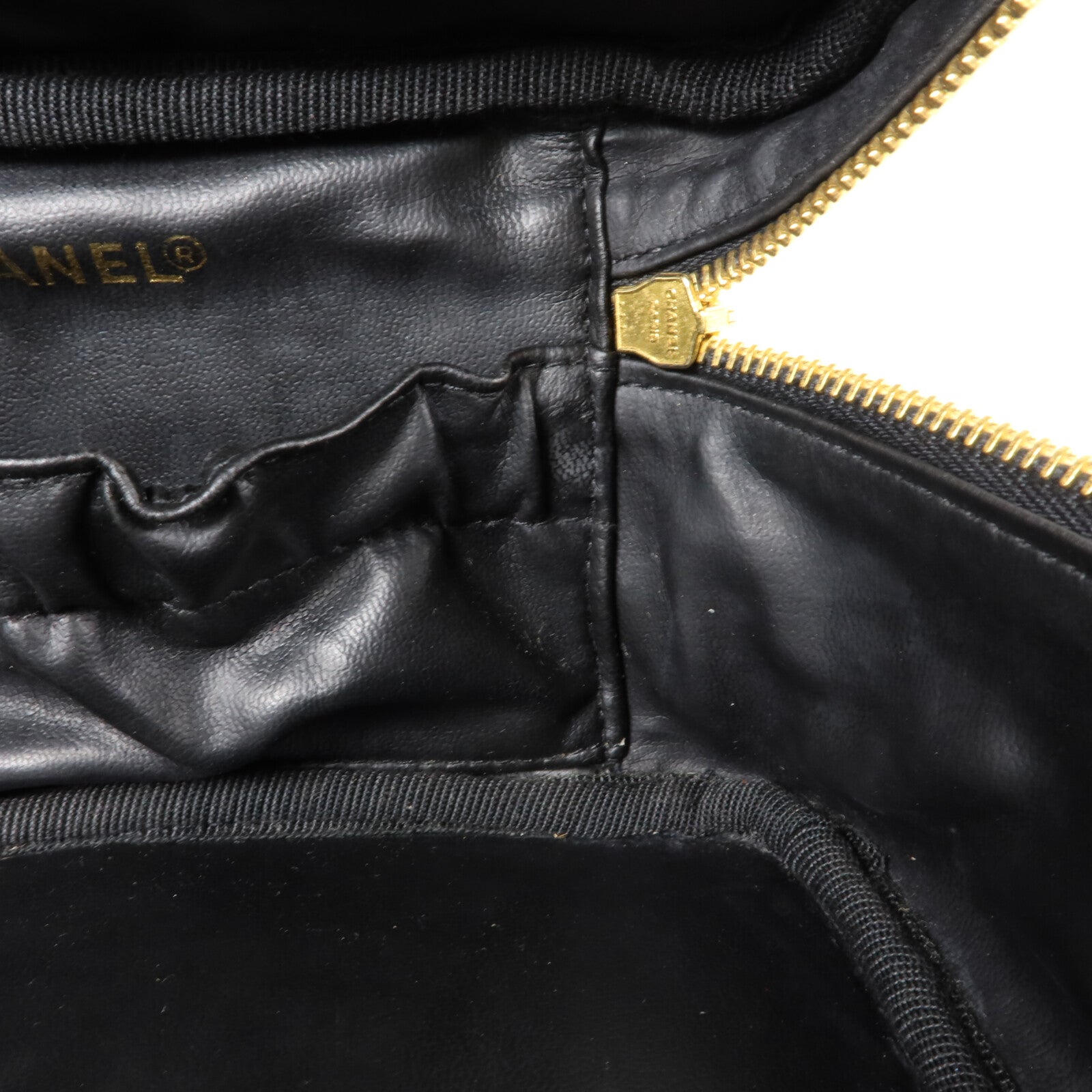 CHANEL 牛皮皮革Vintage Vanity Case金扣化妝袋