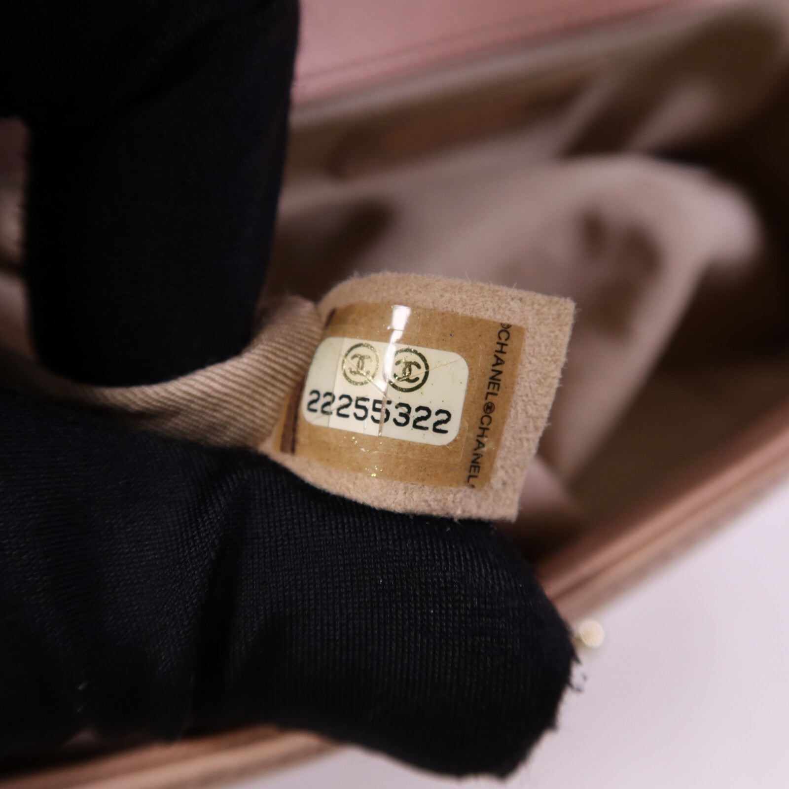 CHANEL 漆皮皮革Boy 25金扣鏈帶肩背袋