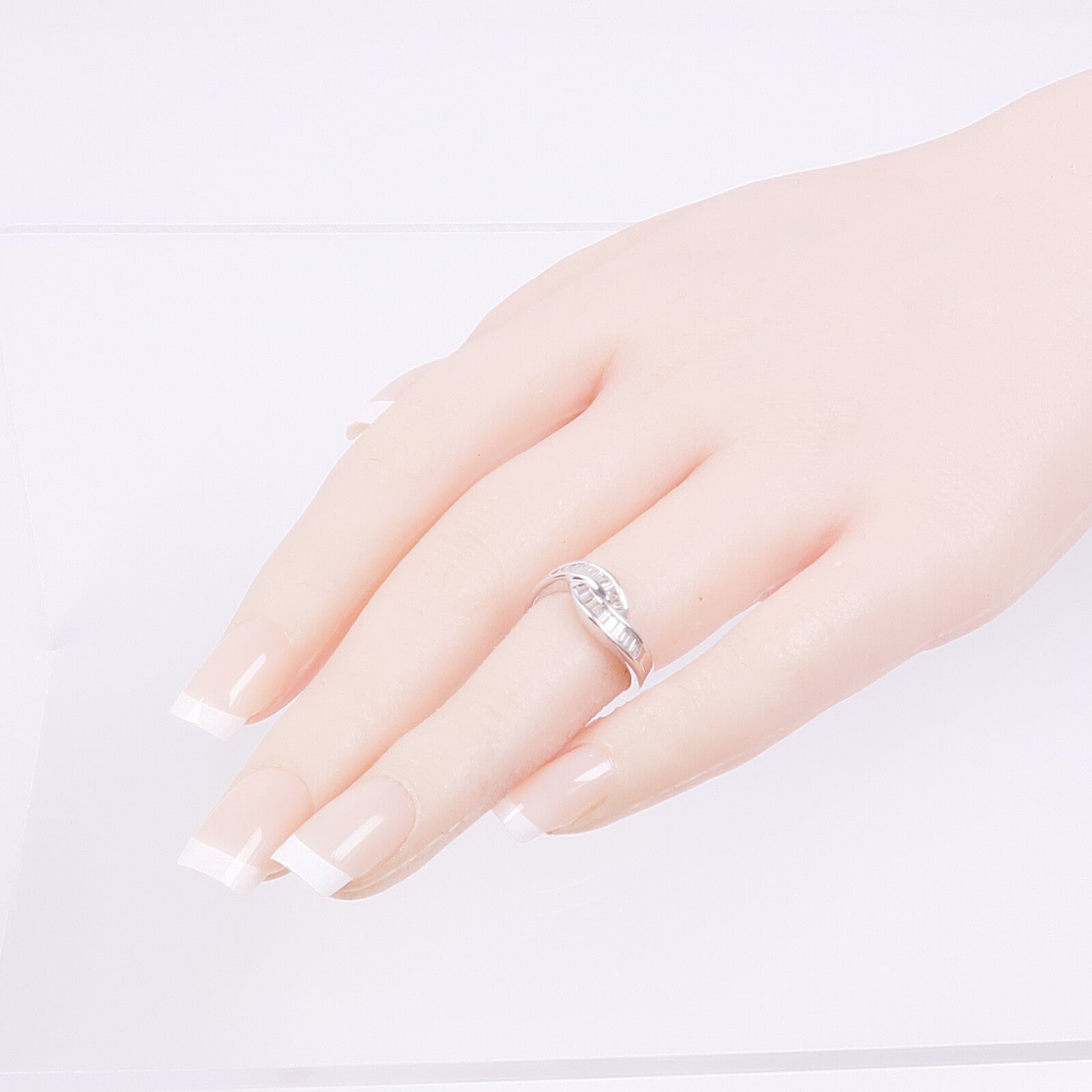 JEWELRY 【激減優惠】18K白金Diamond Ring鑽石戒指US#4.25