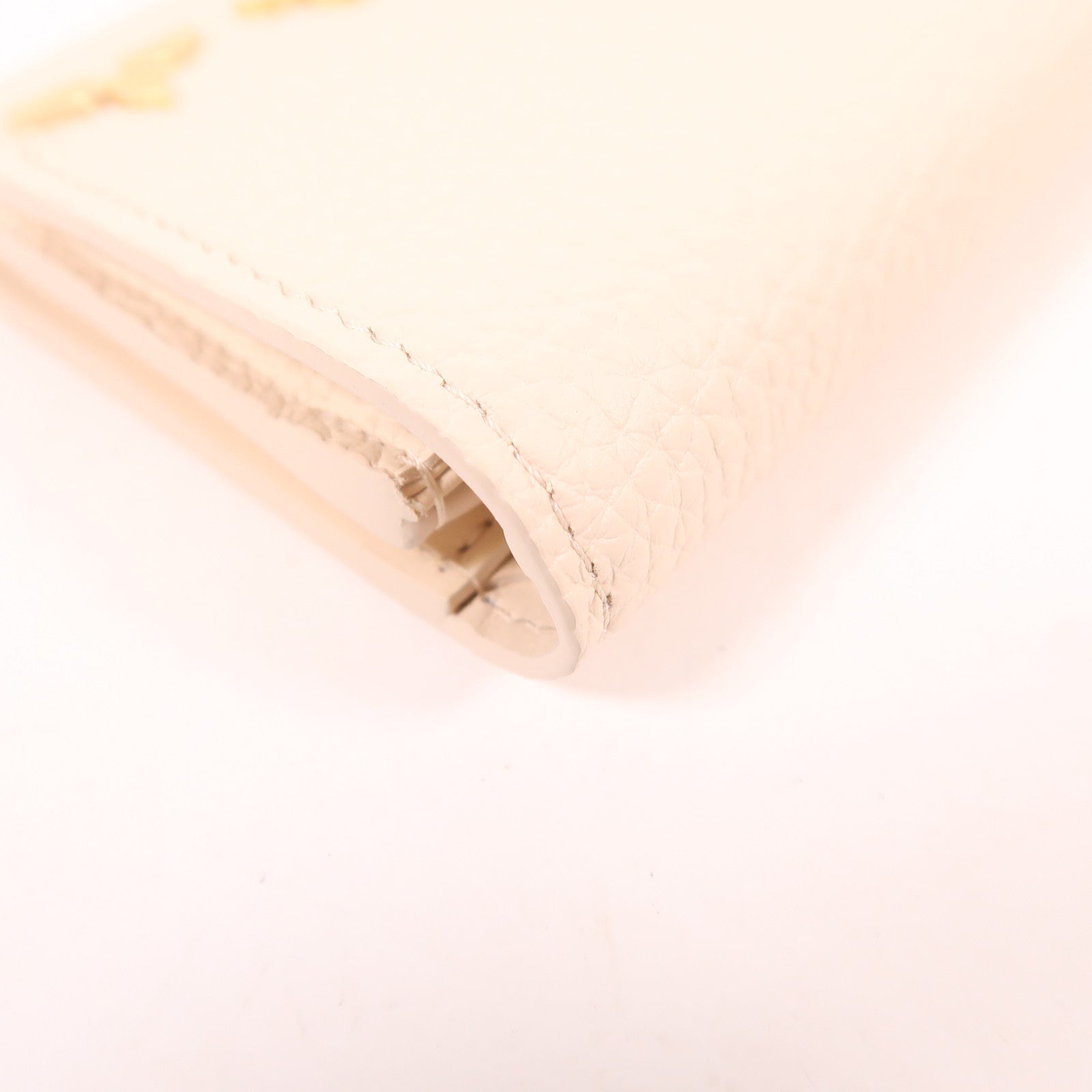 LOUIS VUITTON 【激減優惠】牛皮皮革Capucines Compact Wallet金扣錢包