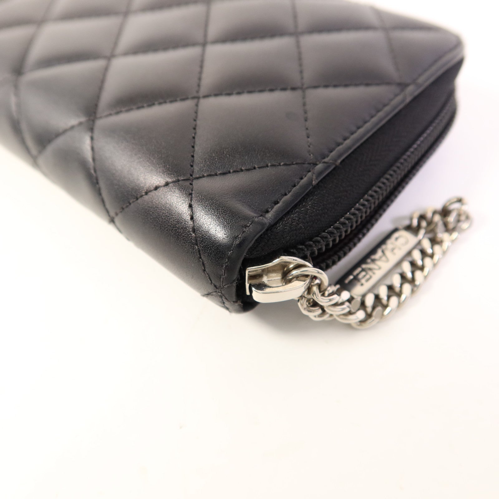 CHANEL 牛皮皮革Cambon Long Round Wallet銀扣長錢包