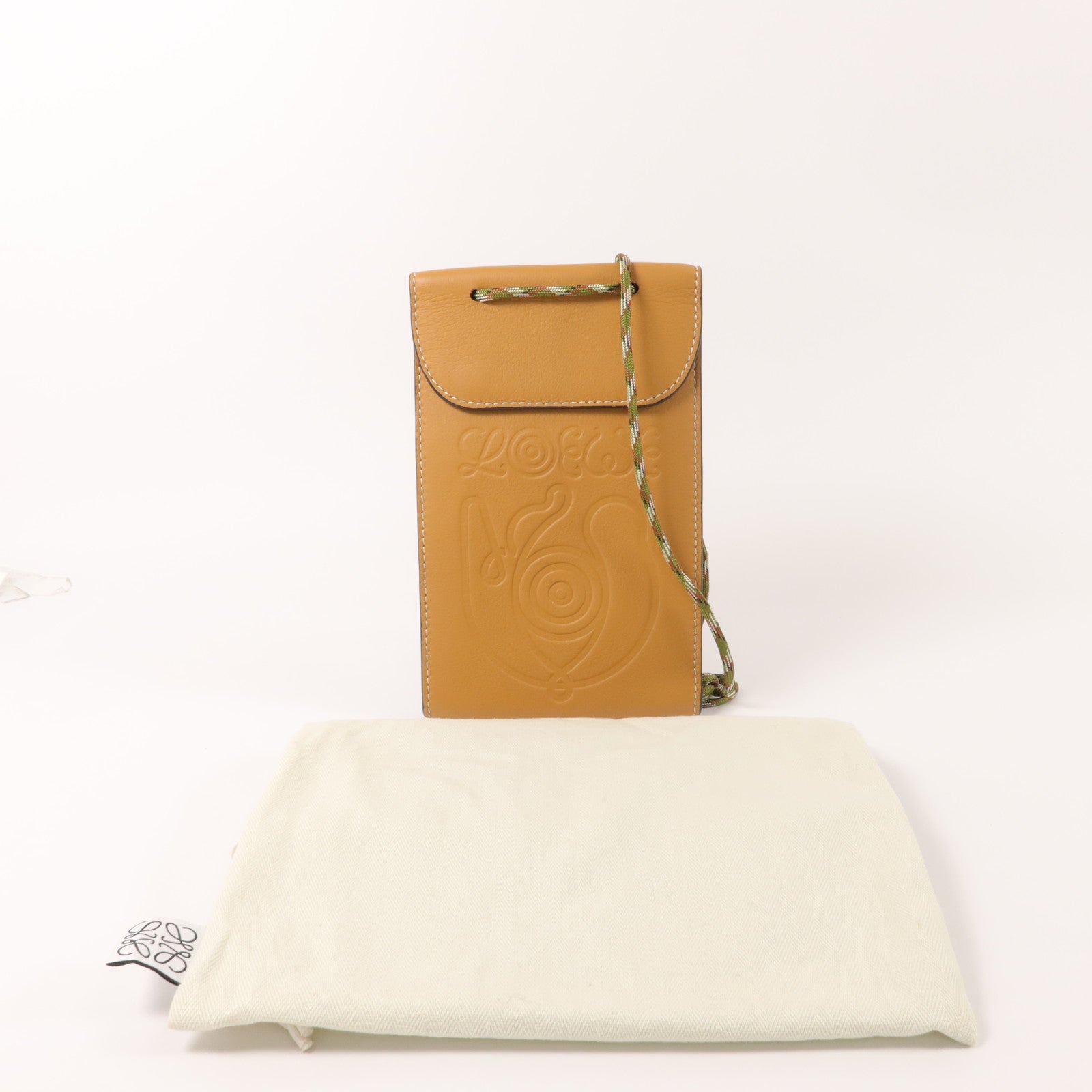 LOEWE 牛皮皮革Neck Pocket Bag肩背袋