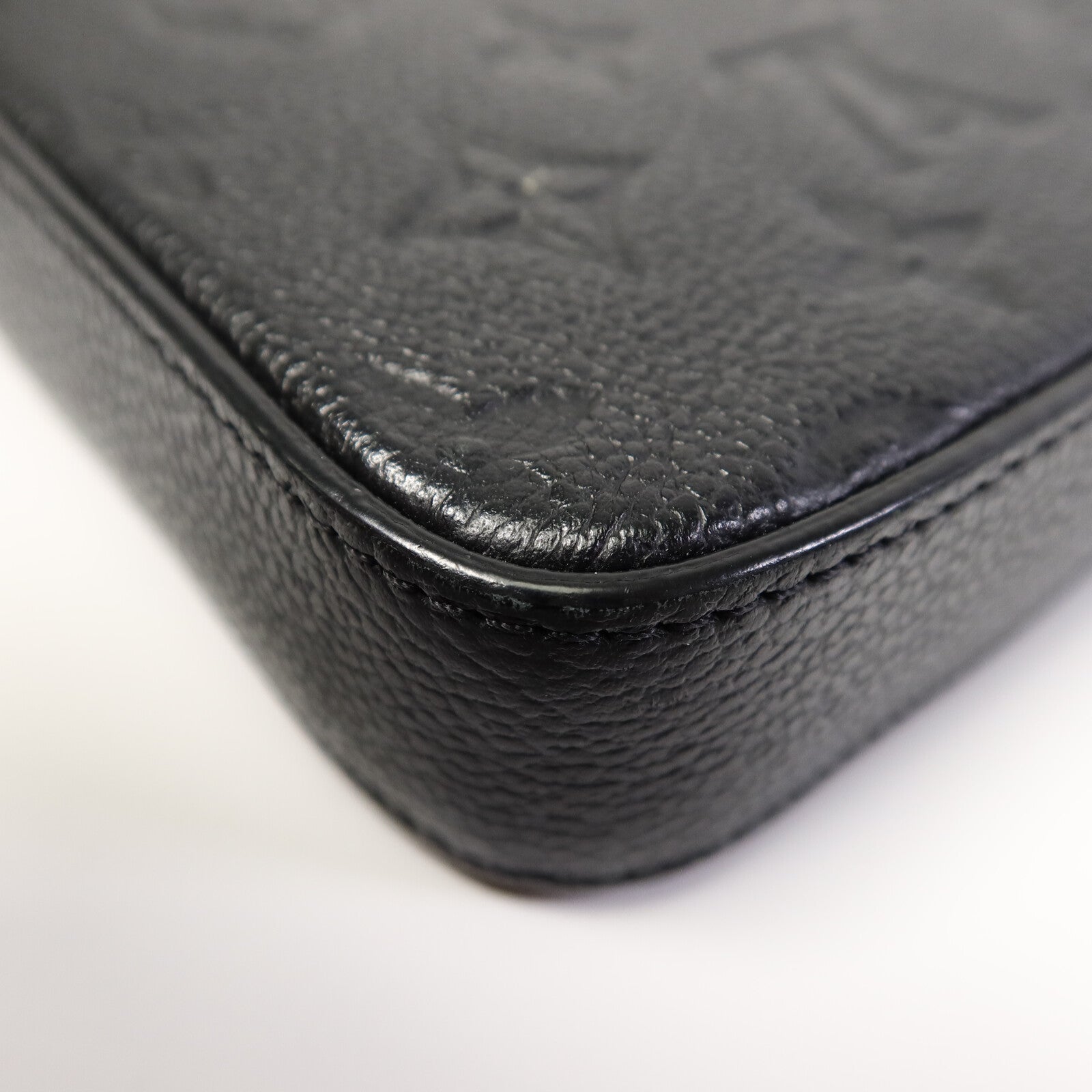 LOUIS VUITTON Monogram Empreinte Felicie Pochette鏈帶肩背袋