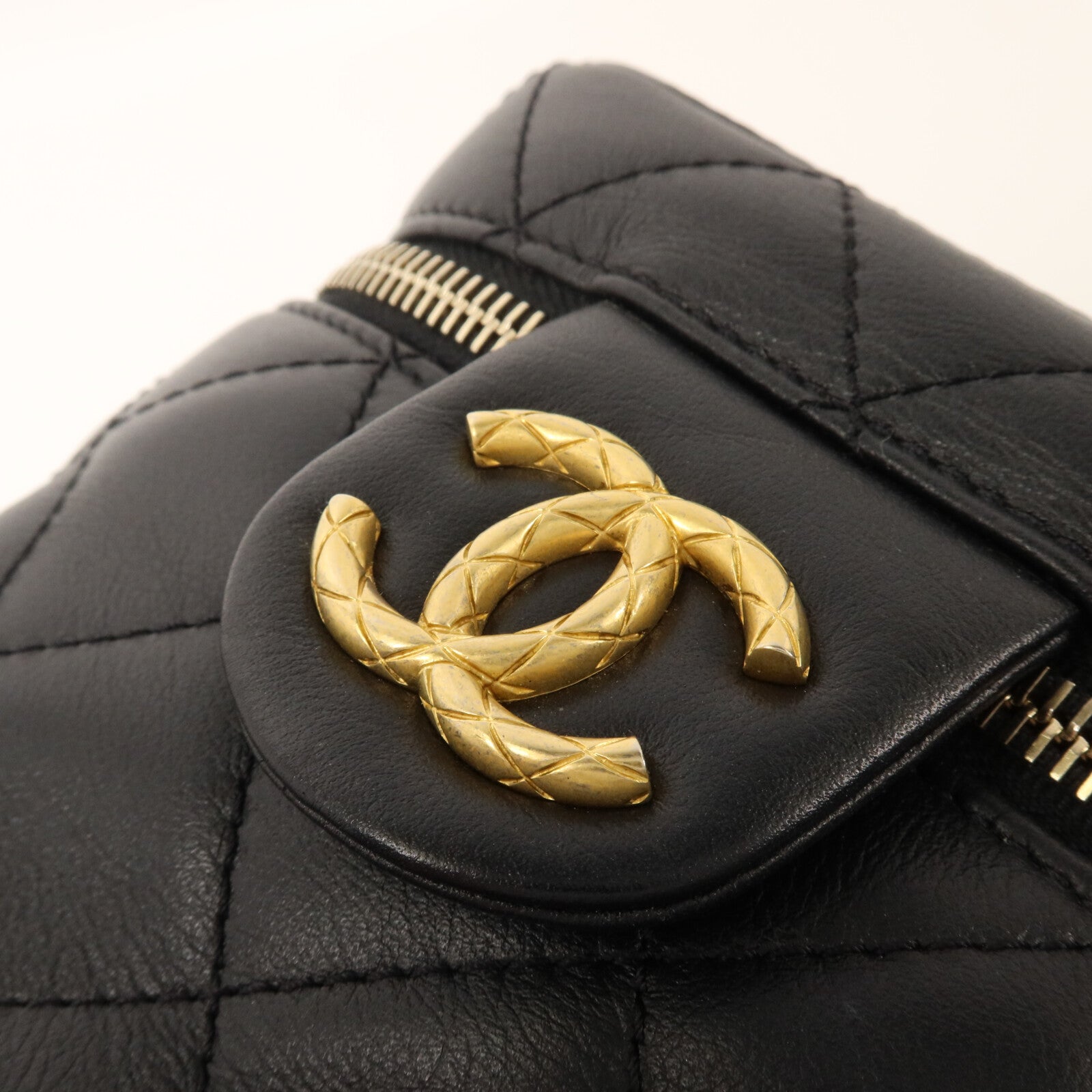 CHANEL 牛皮皮革Vanity Case 22S鏈帶手挽肩背兩用袋