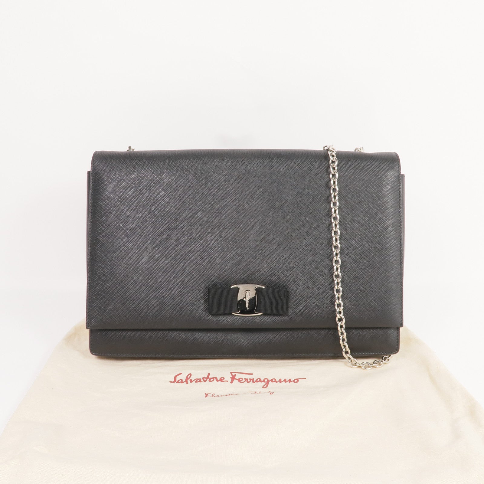 Salvatore Ferragamo 【激減優惠】牛皮皮革Shoulder Bag銀扣鏈帶肩背袋