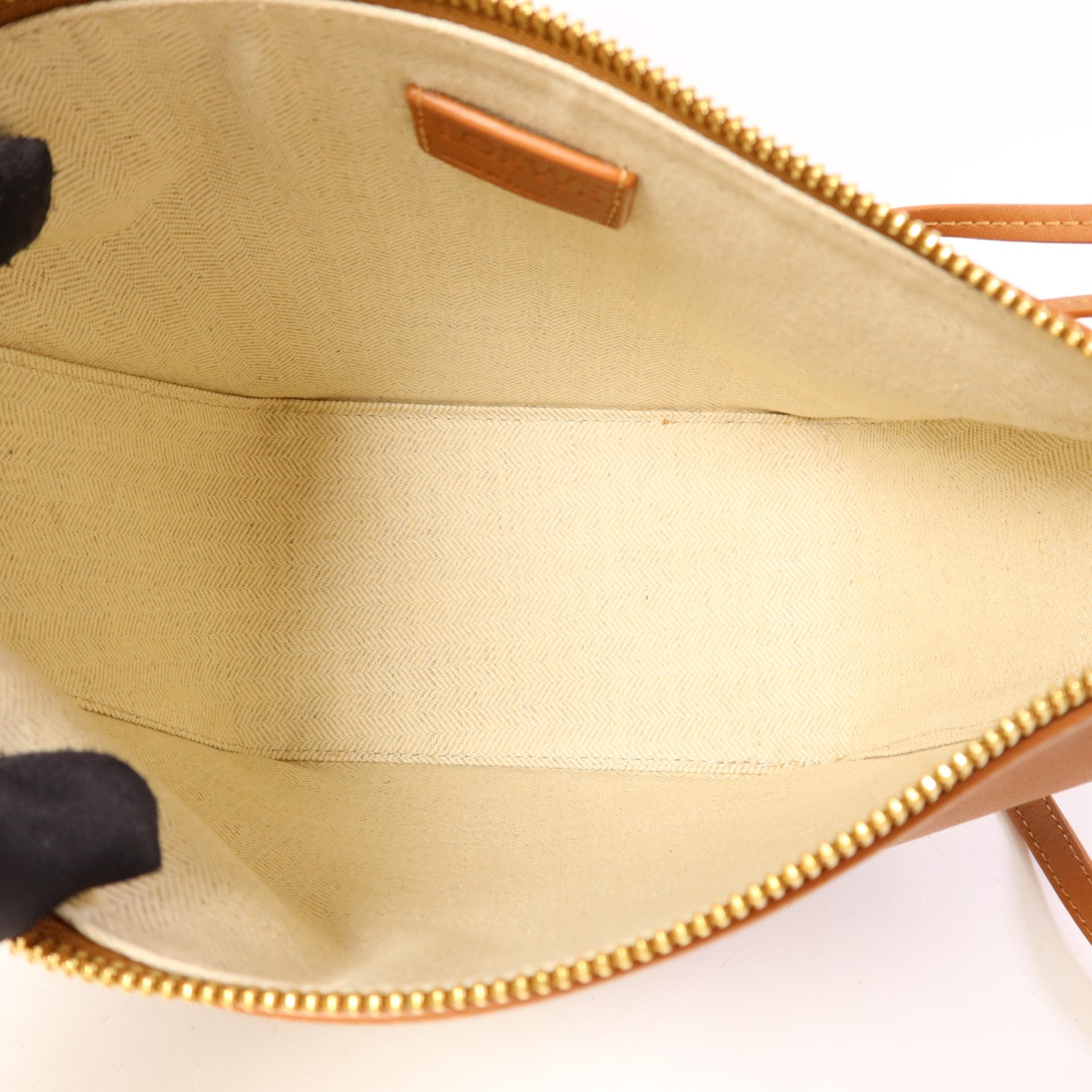 LOEWE 牛皮皮革Mini Hammock Hobo金扣手挽肩背兩用袋