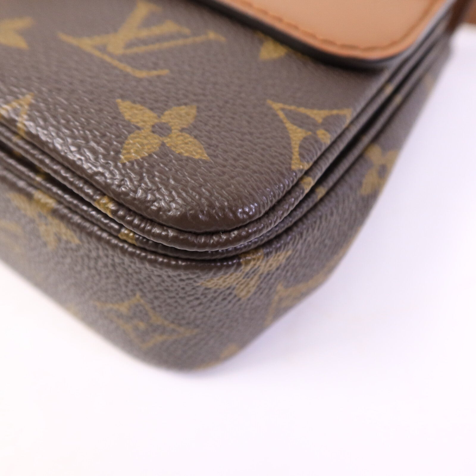 LOUIS VUITTON Monogram Marceau金扣鏈帶肩背袋