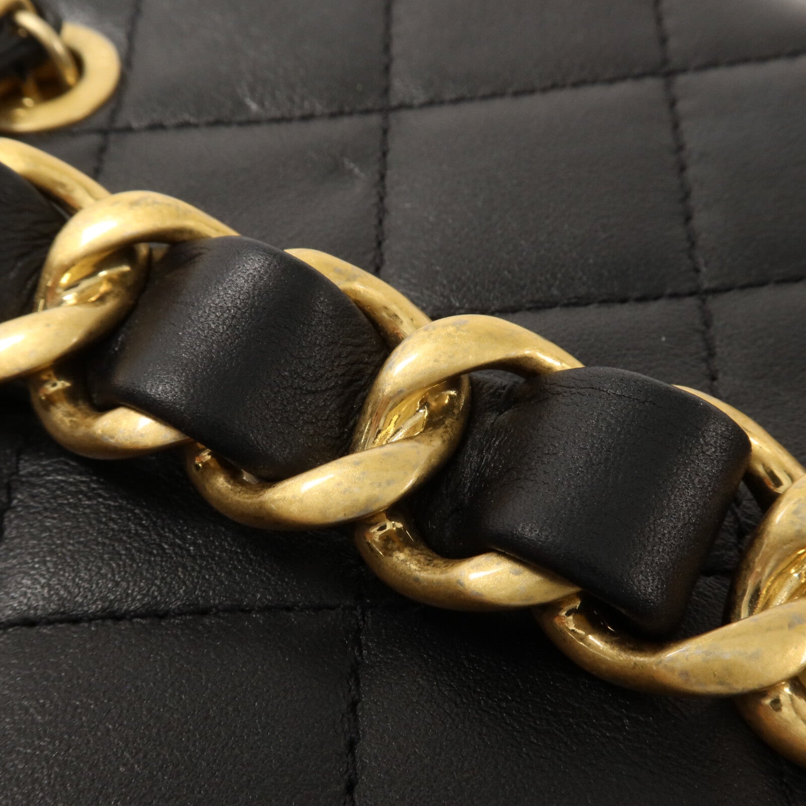 CHANEL 牛皮皮革Vanity Case 22S鏈帶手挽肩背兩用袋