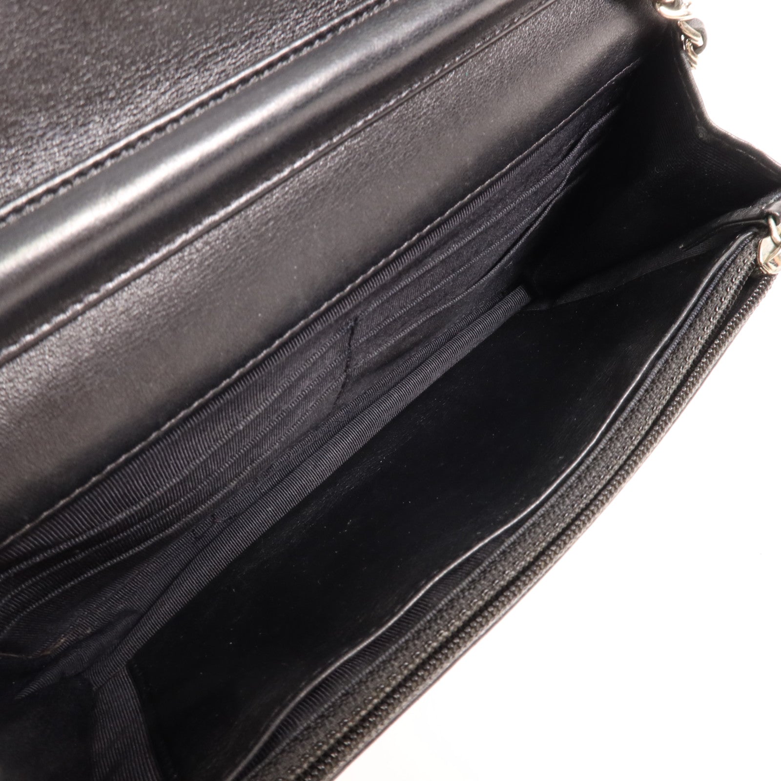 CHANEL 漆皮皮革Wallet On Chain銀扣鏈帶肩背袋