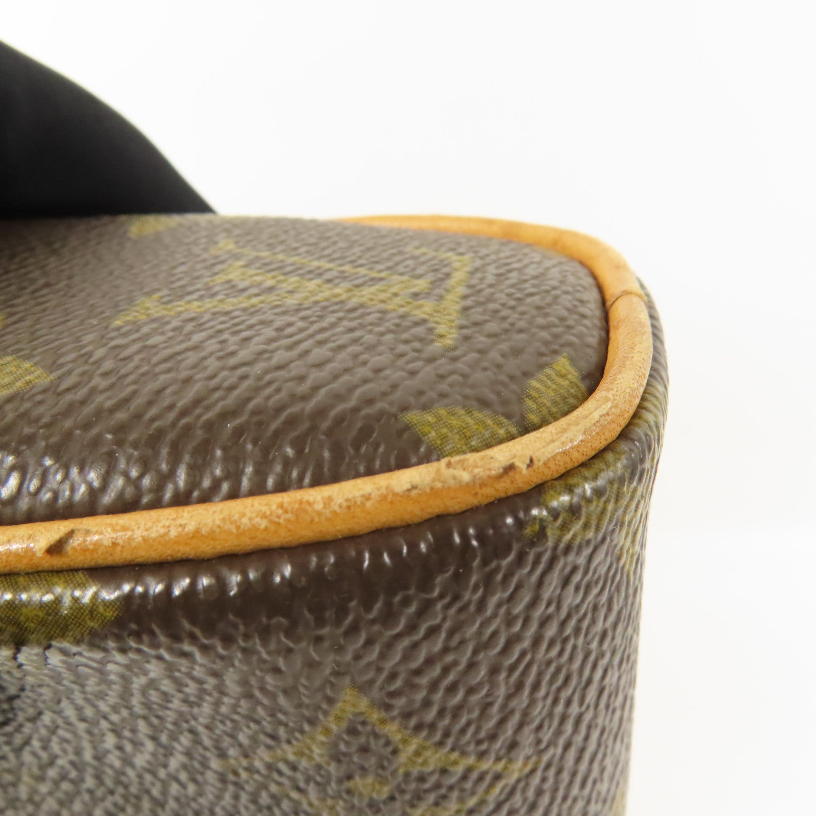 LOUIS VUITTON Monogram Sonatine金扣手挽袋