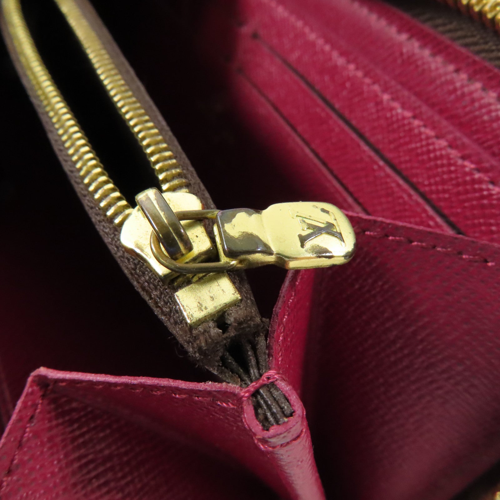 LOUIS VUITTON 【激減優惠】Monogram Clemence Wallet金扣長錢包