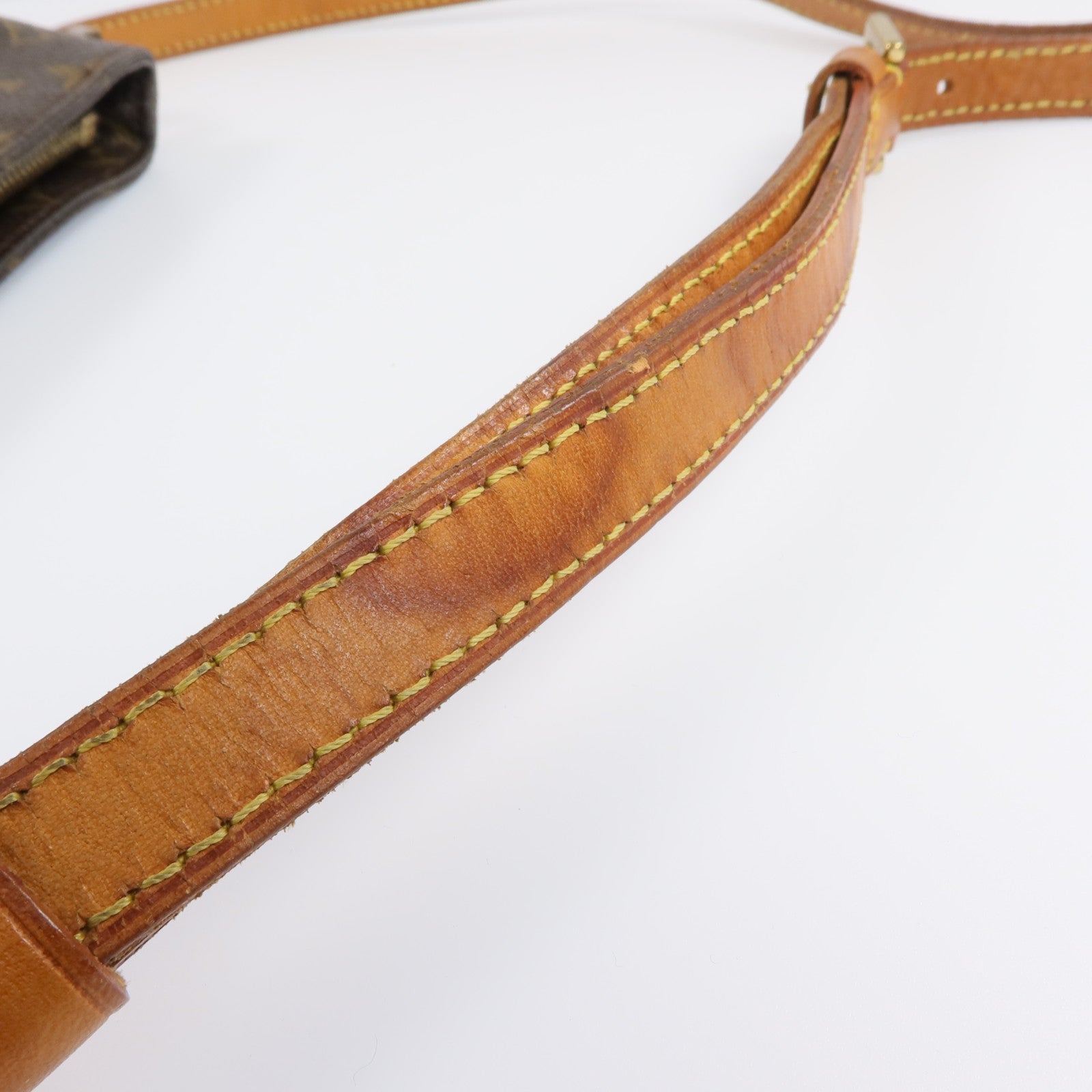LOUIS VUITTON 【激減優惠】Monogram Trotteur金扣肩背袋