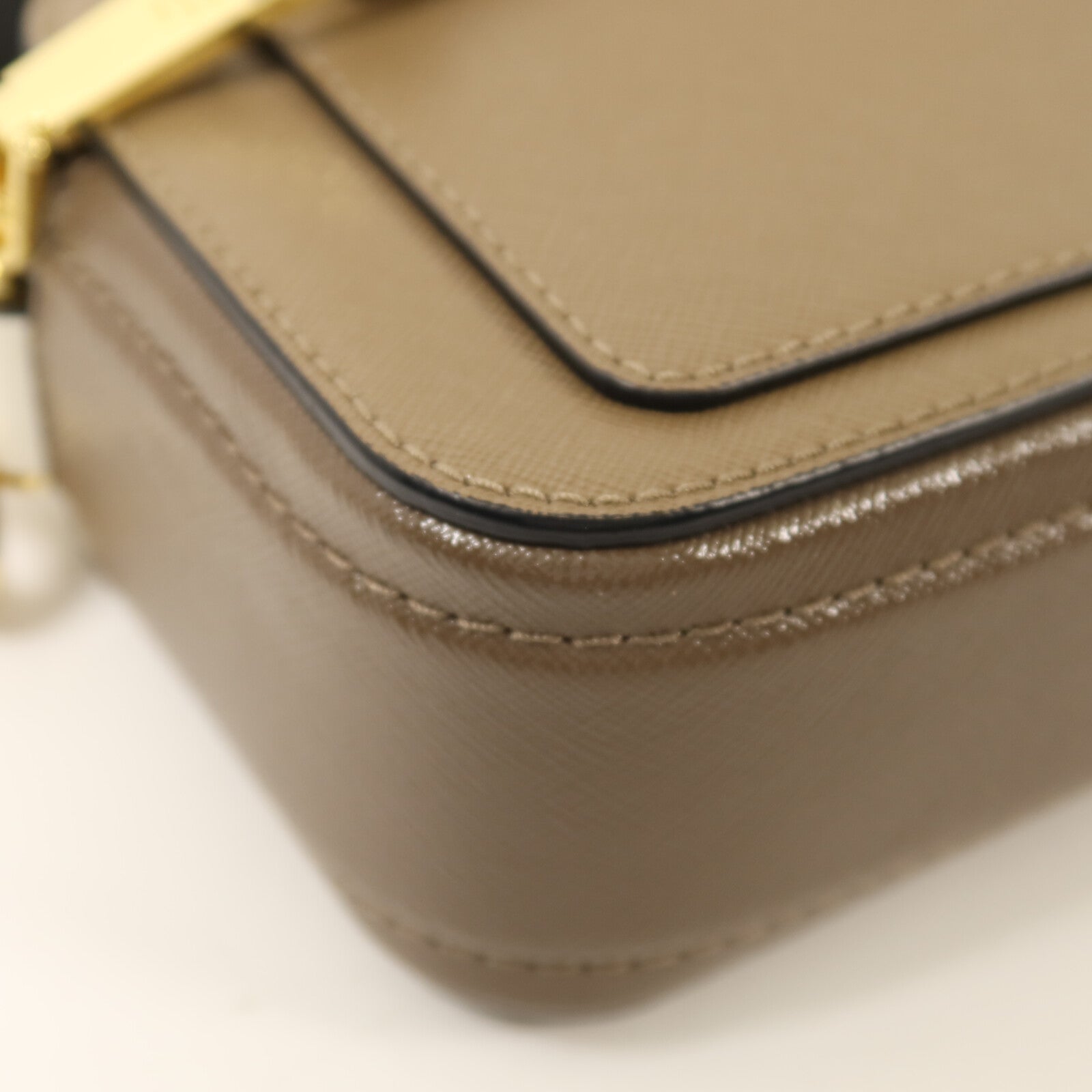 MARC JACOBS 牛皮皮革The Snapsot金扣肩背袋