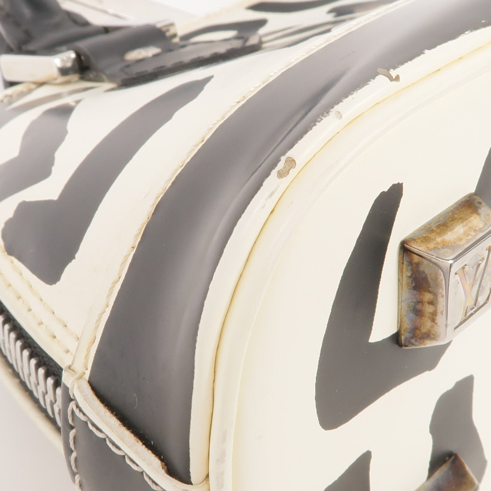 LOUIS VUITTON Monogram Graffiti Alma Horizontal Handbag銀扣手挽袋