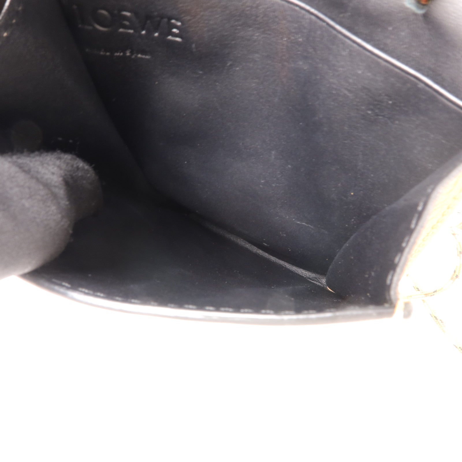 LOEWE 牛皮皮革Neck Pocket Bag肩背袋