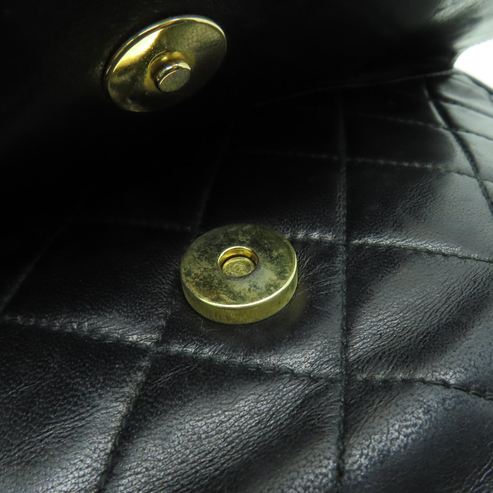 CHANEL 【激減優惠】菱格羊皮皮革Chain Shoulder金扣鏈帶肩背袋黑色