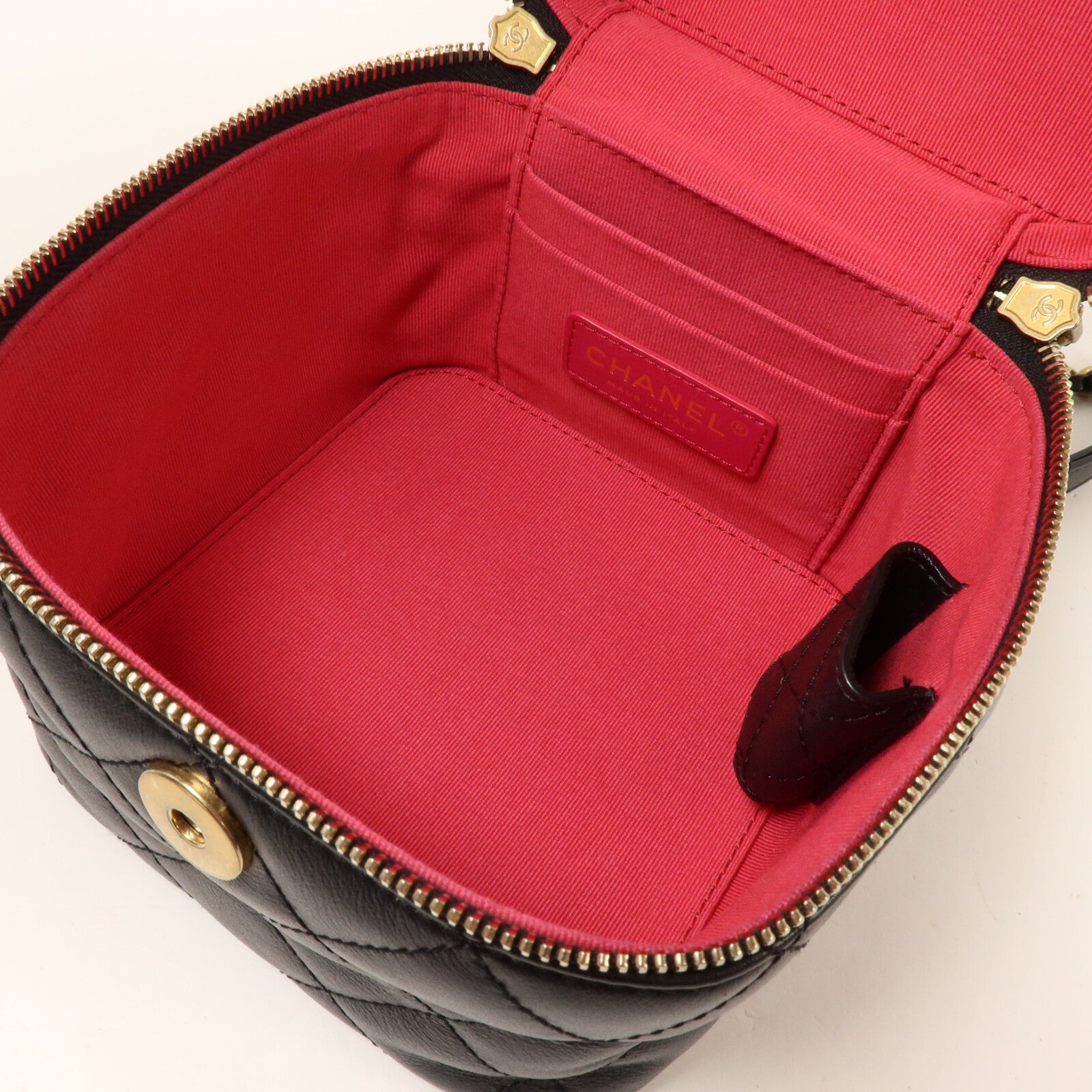 CHANEL 牛皮皮革Vanity Case 22S鏈帶手挽肩背兩用袋