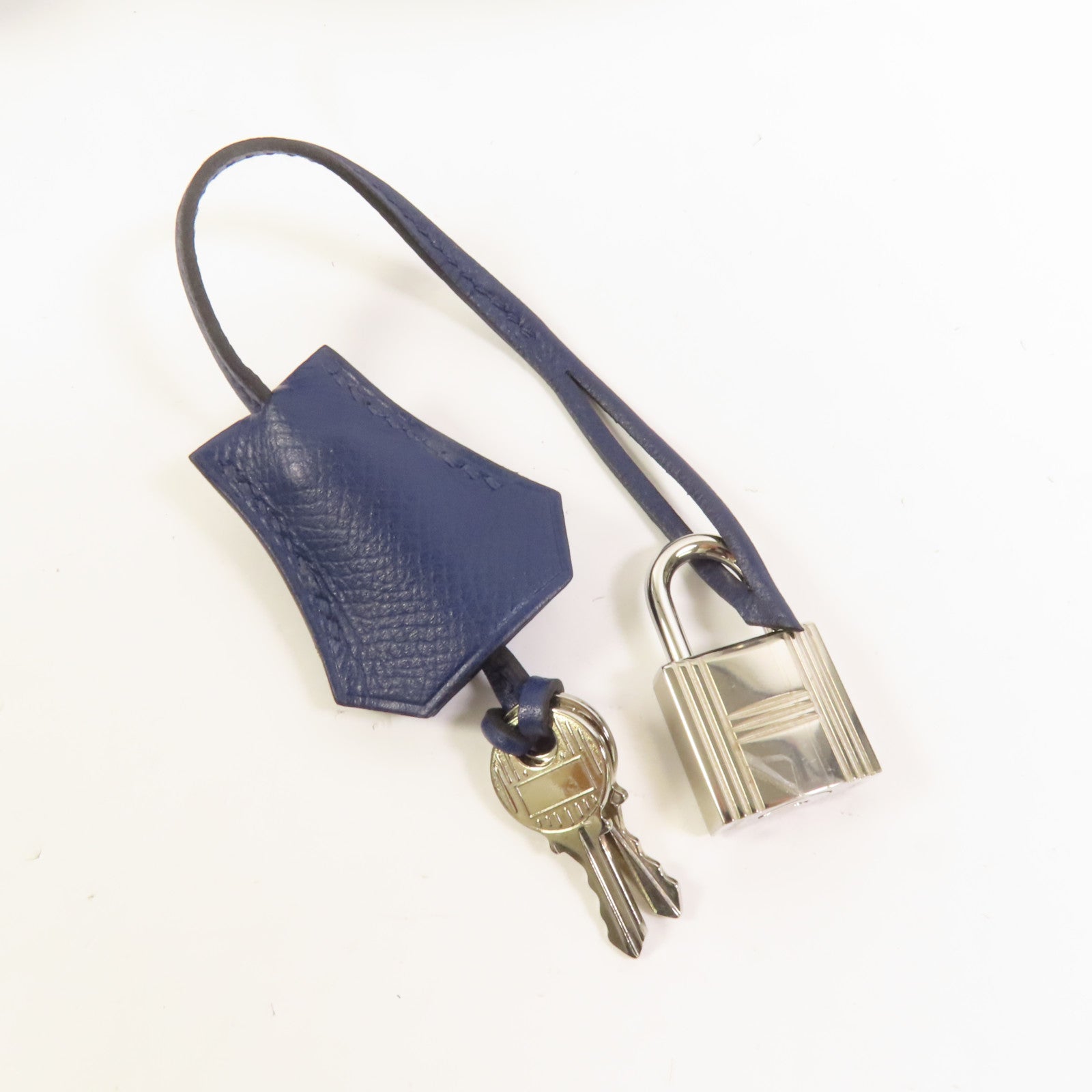 HERMES Epsom皮革Kelly 28銀扣手挽肩背兩用袋Bleu Saphir