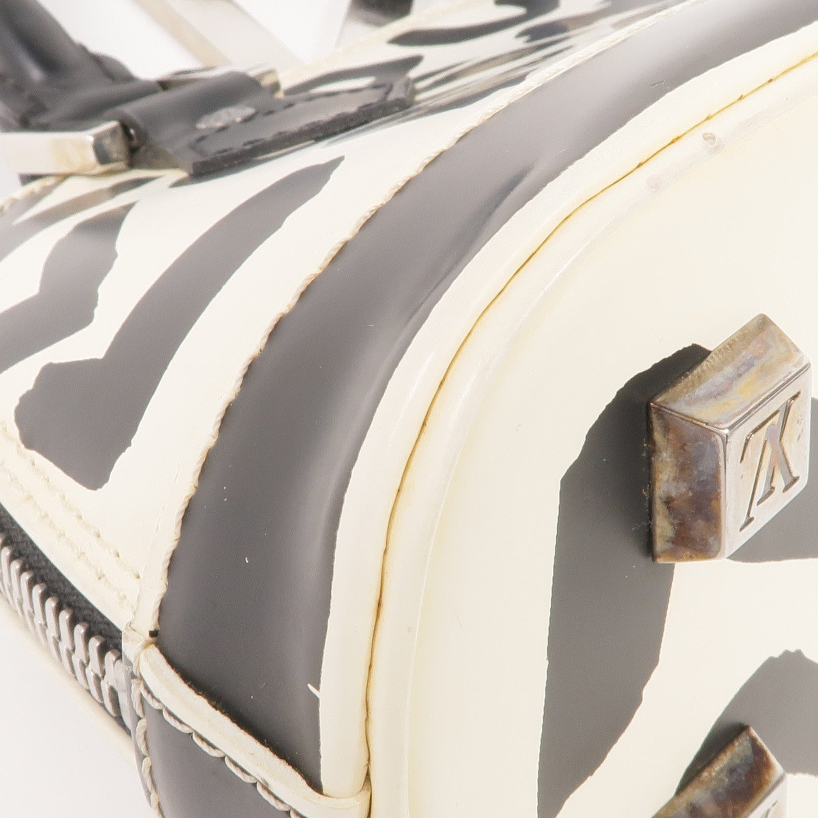 LOUIS VUITTON Monogram Graffiti Alma Horizontal Handbag銀扣手挽袋