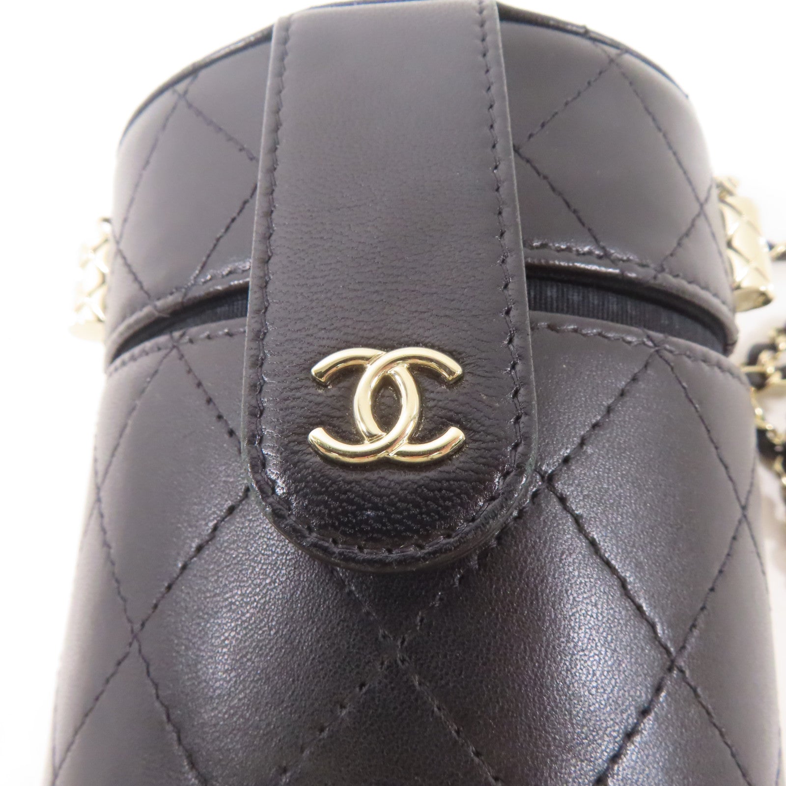 CHANEL 【激減優惠】牛皮皮革Chain Shoulder金扣鏈帶肩背袋黑色