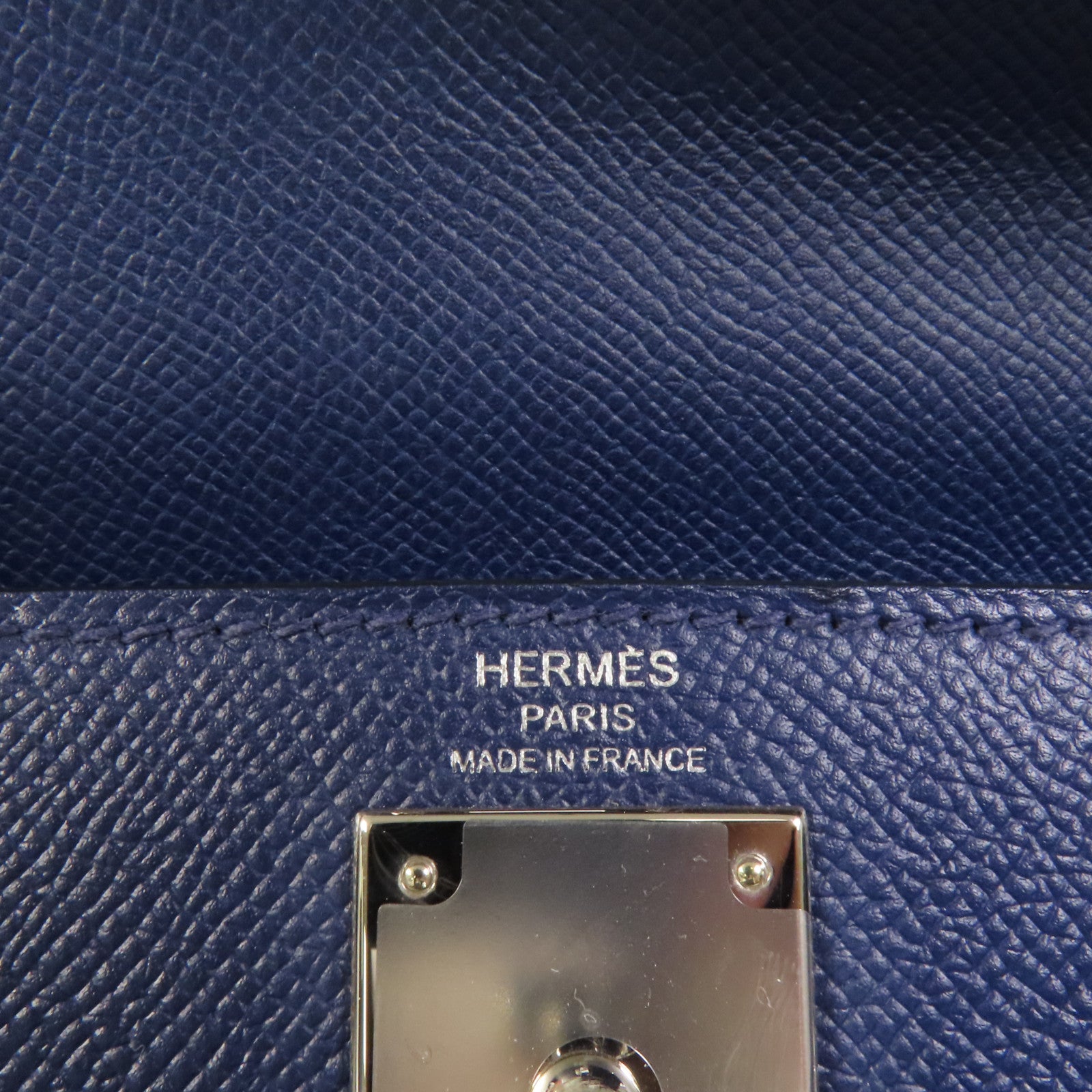HERMES Epsom皮革Kelly 28銀扣手挽肩背兩用袋Bleu Saphir