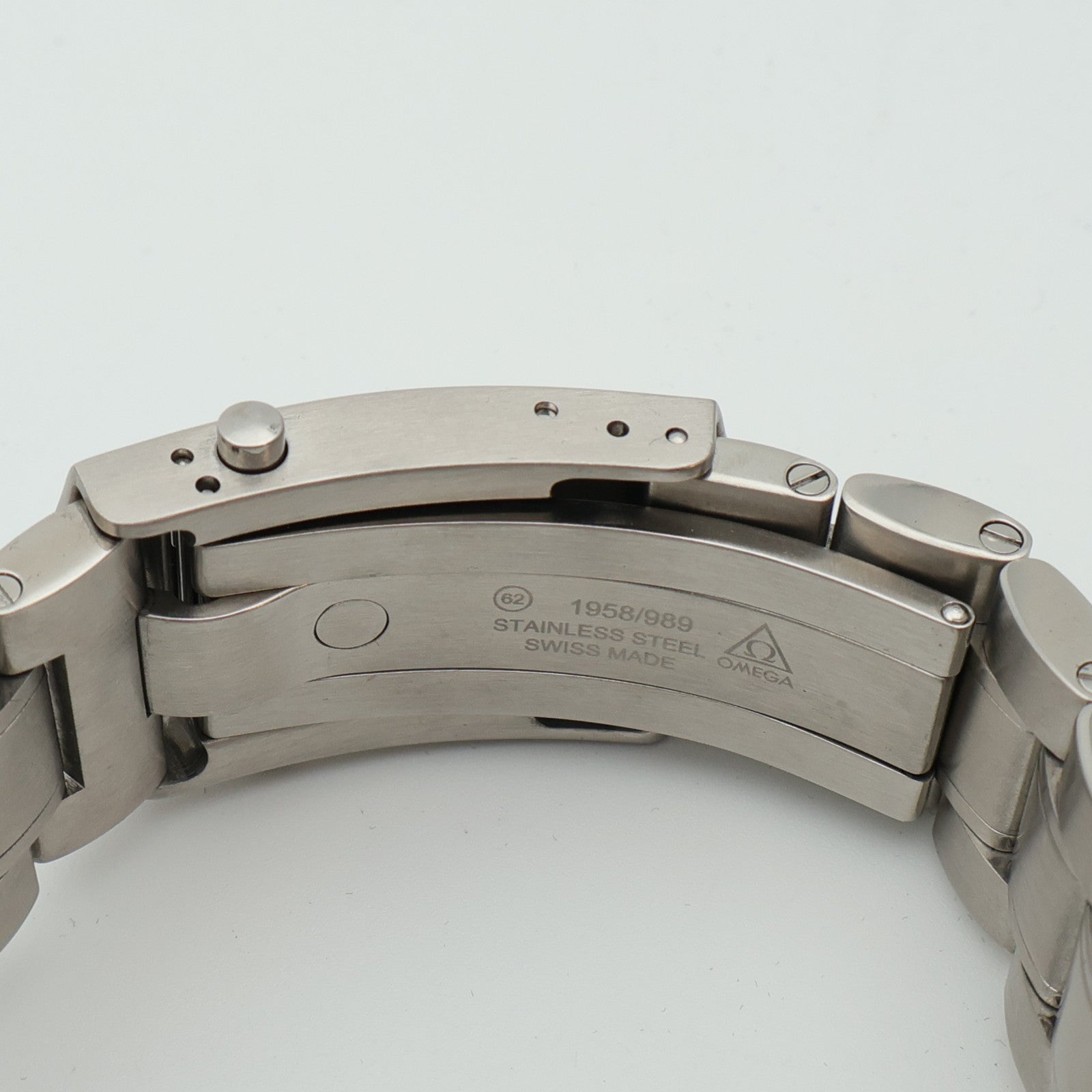 OMEGA Speedmaster Broad Arrow 321.10.44.50.02.001