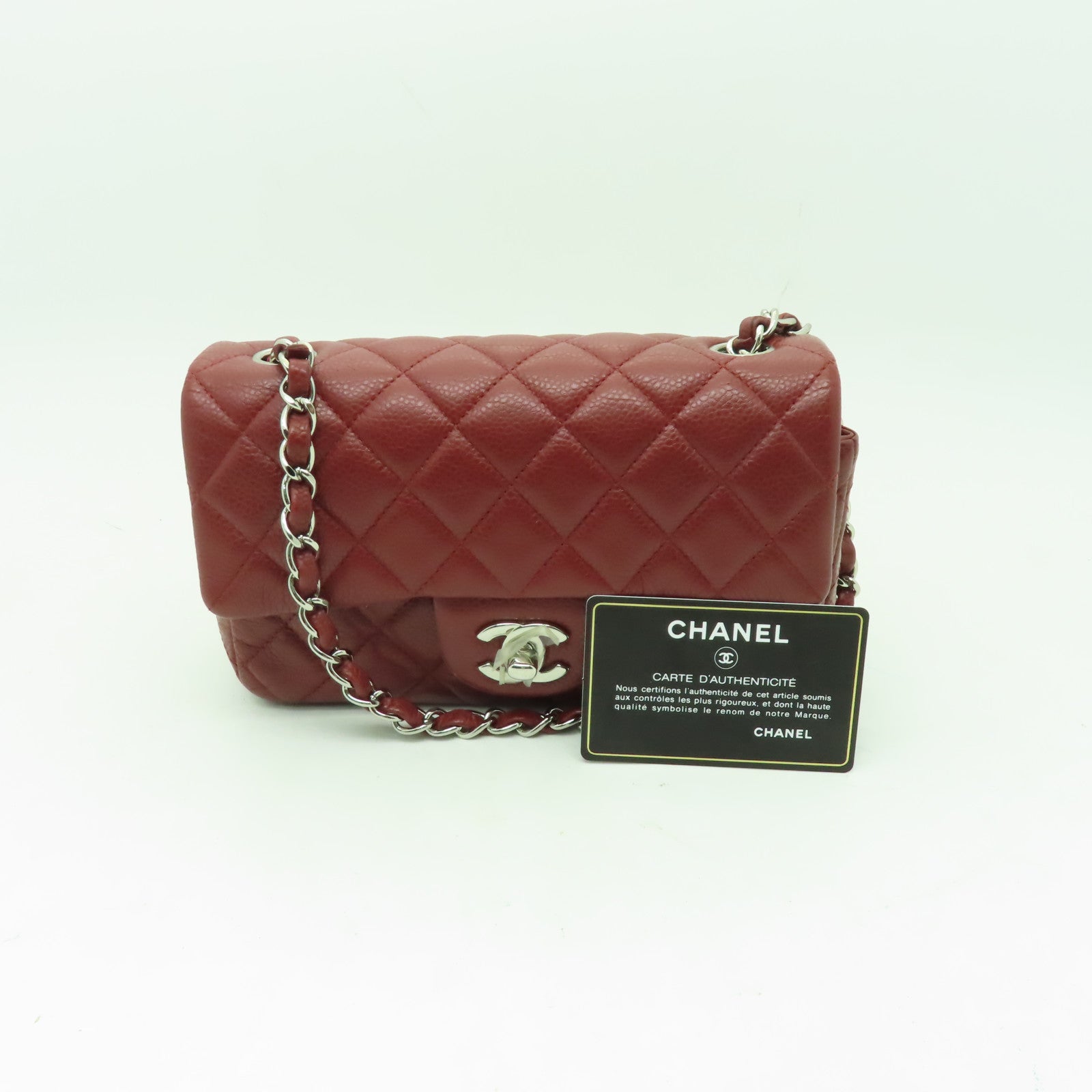 CHANEL **【清倉大減價】菱格Caviar皮革Classic Flap 20cm銀扣鏈帶肩背袋深紅色