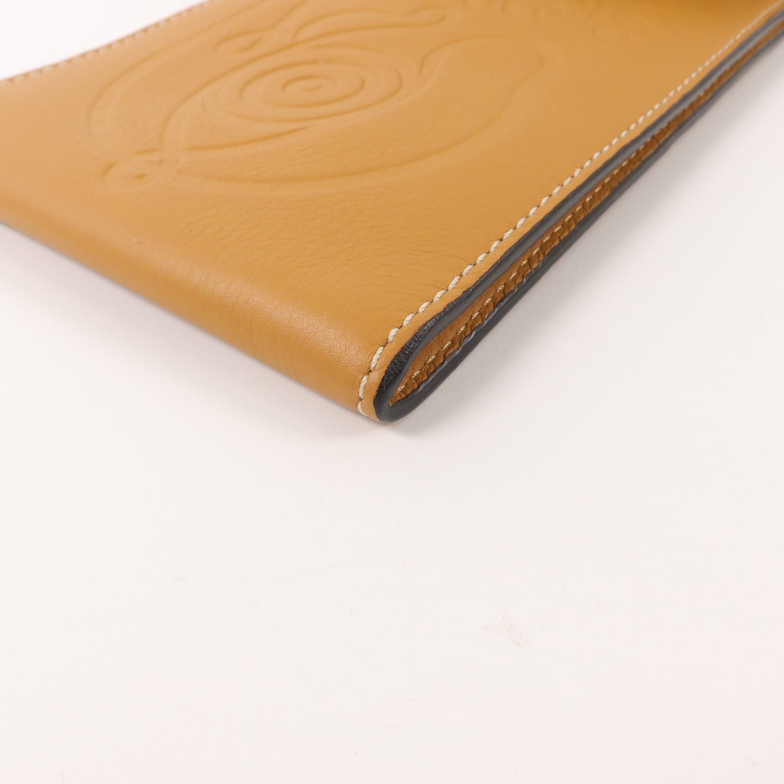 LOEWE 牛皮皮革Neck Pocket Bag肩背袋