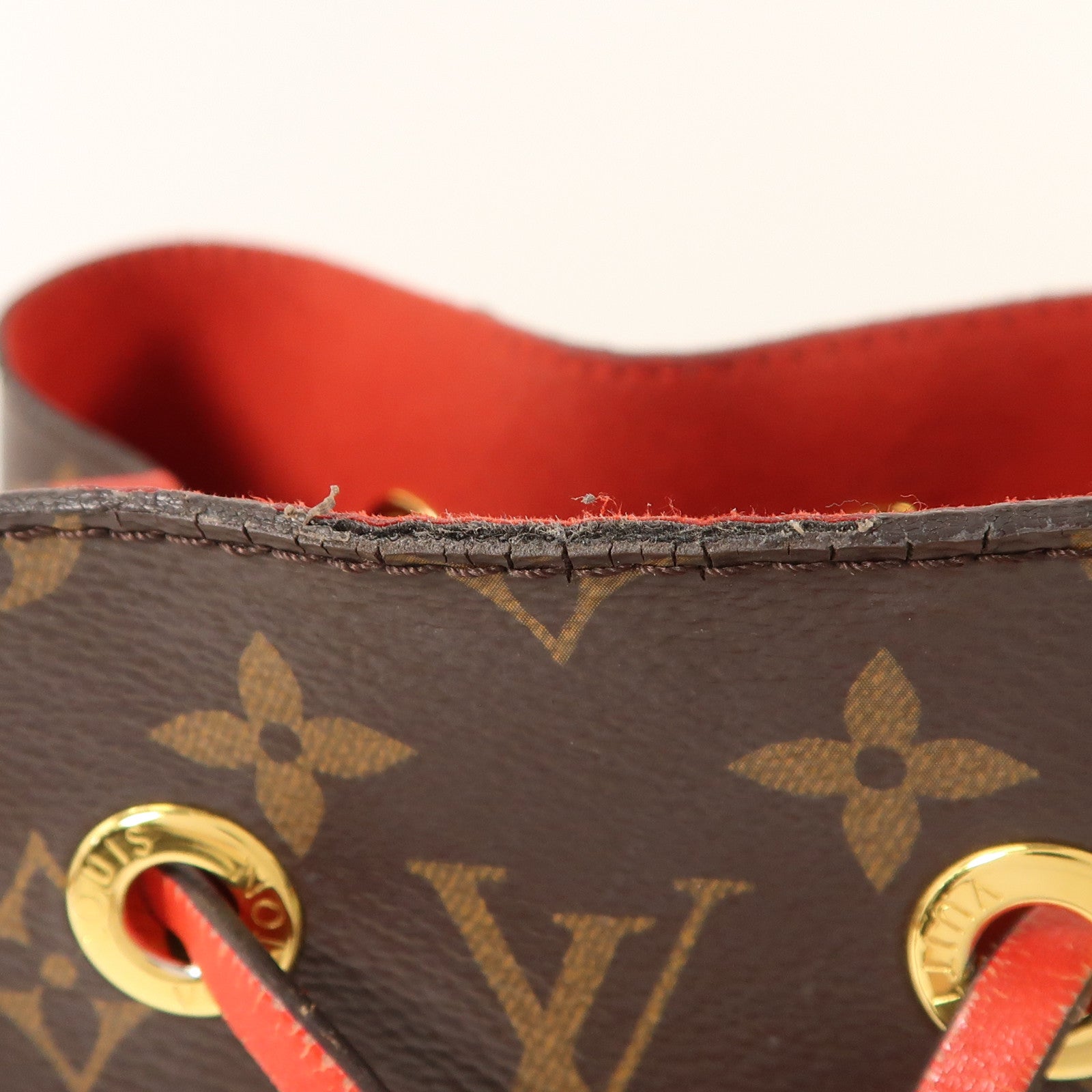 LOUIS VUITTON Monogram Neo Noe Bucket Bag金扣肩背袋Coquelicot