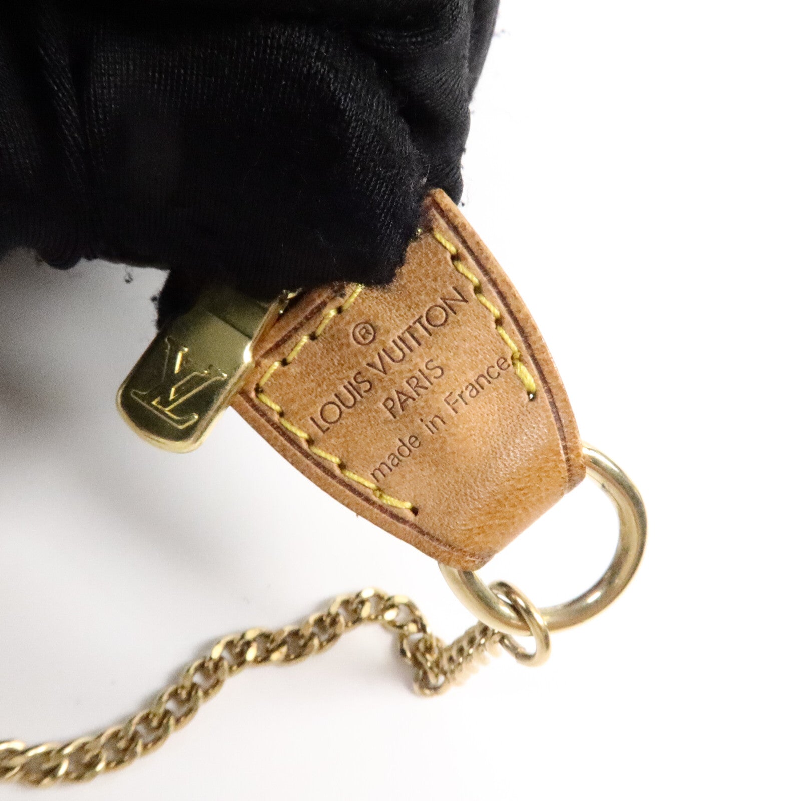 LOUIS VUITTON Monogram Mini Pochette Accessoires金扣手挽袋