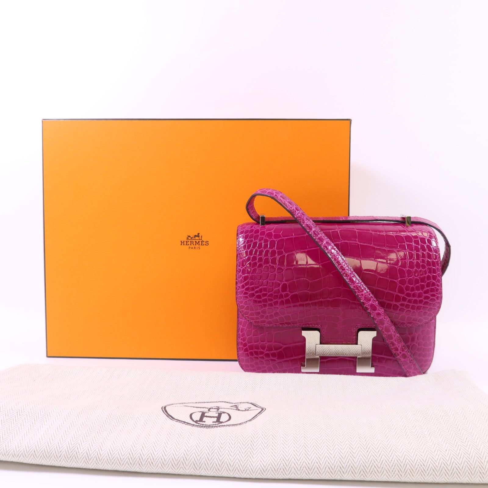 HERMES 【激減優惠】鱷魚皮革Constance Mini銀扣肩背袋Rose Scheherazade