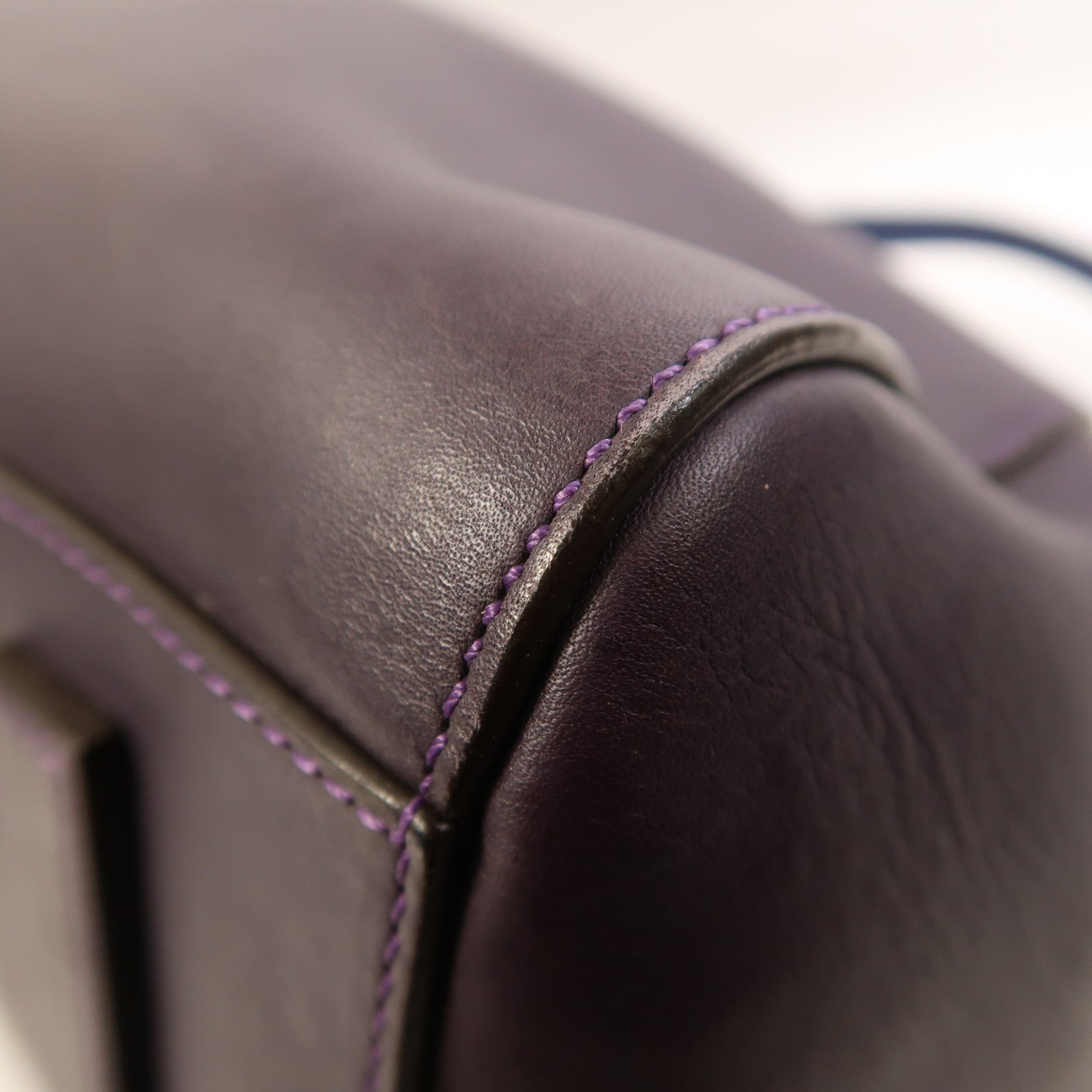 GIVENCHY 牛皮皮革Antigona Large金扣手挽肩背兩用袋