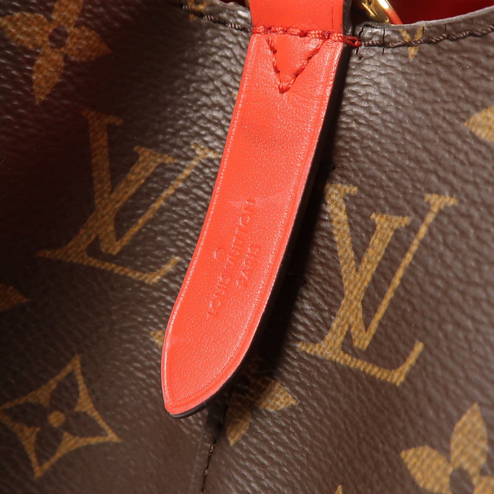 LOUIS VUITTON Monogram Neo Noe Bucket Bag金扣肩背袋Coquelicot