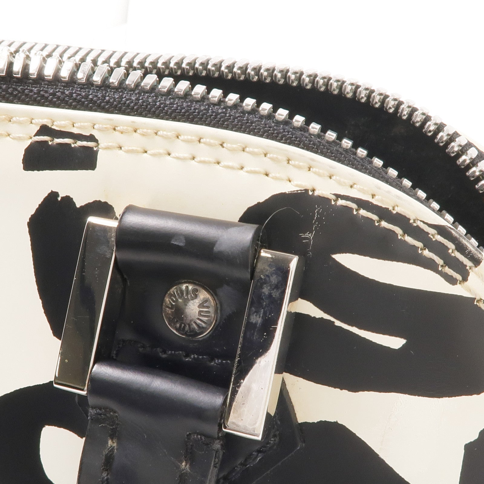 LOUIS VUITTON Monogram Graffiti Alma Horizontal Handbag銀扣手挽袋