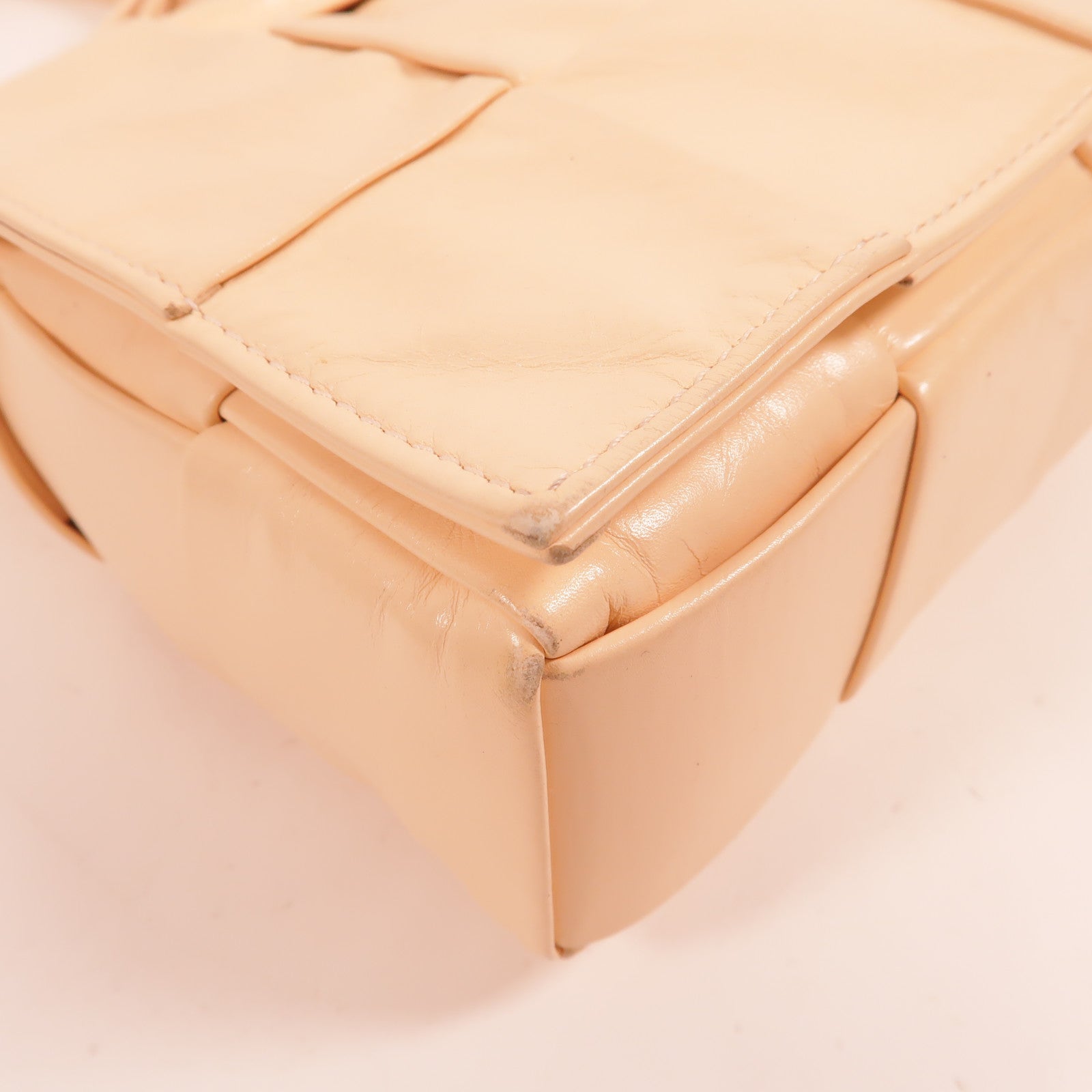 BOTTEGA VENETA 羊皮皮革Cassette Bag肩背袋
