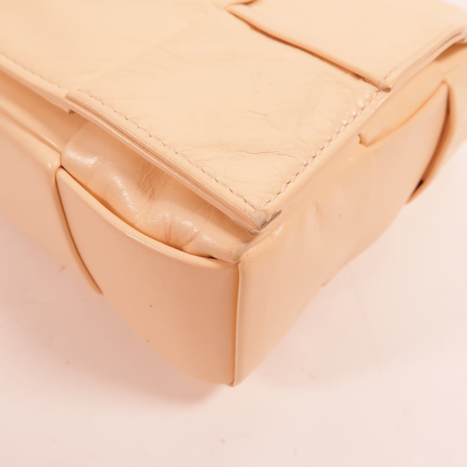 BOTTEGA VENETA 羊皮皮革Cassette Bag肩背袋
