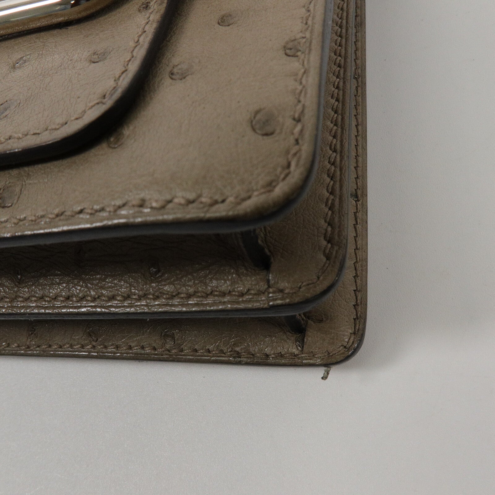 HERMES 鴕鳥皮革Roulis Mini肩背袋Gris Asphalt