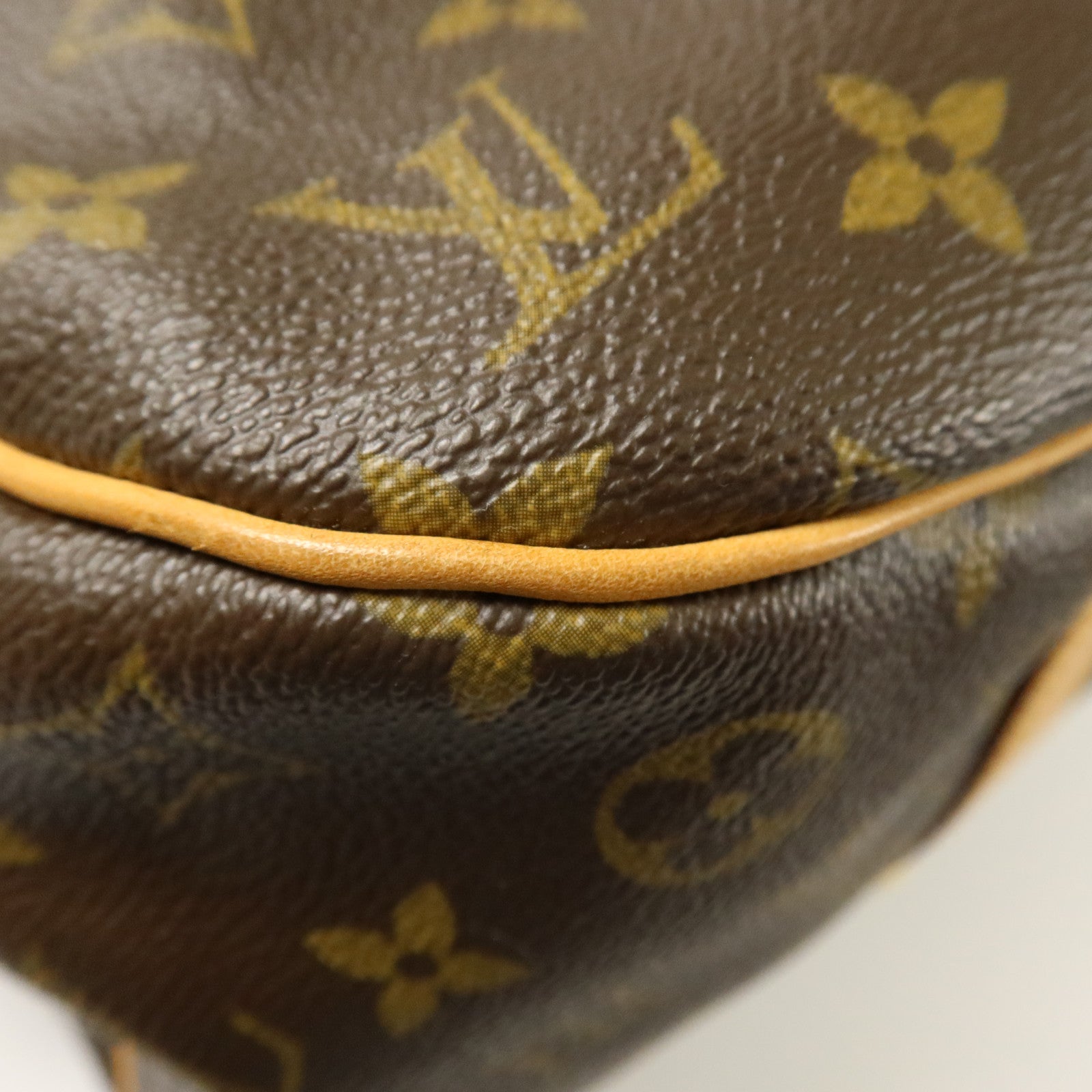 LOUIS VUITTON Monogram Galliera GM金扣肩背袋