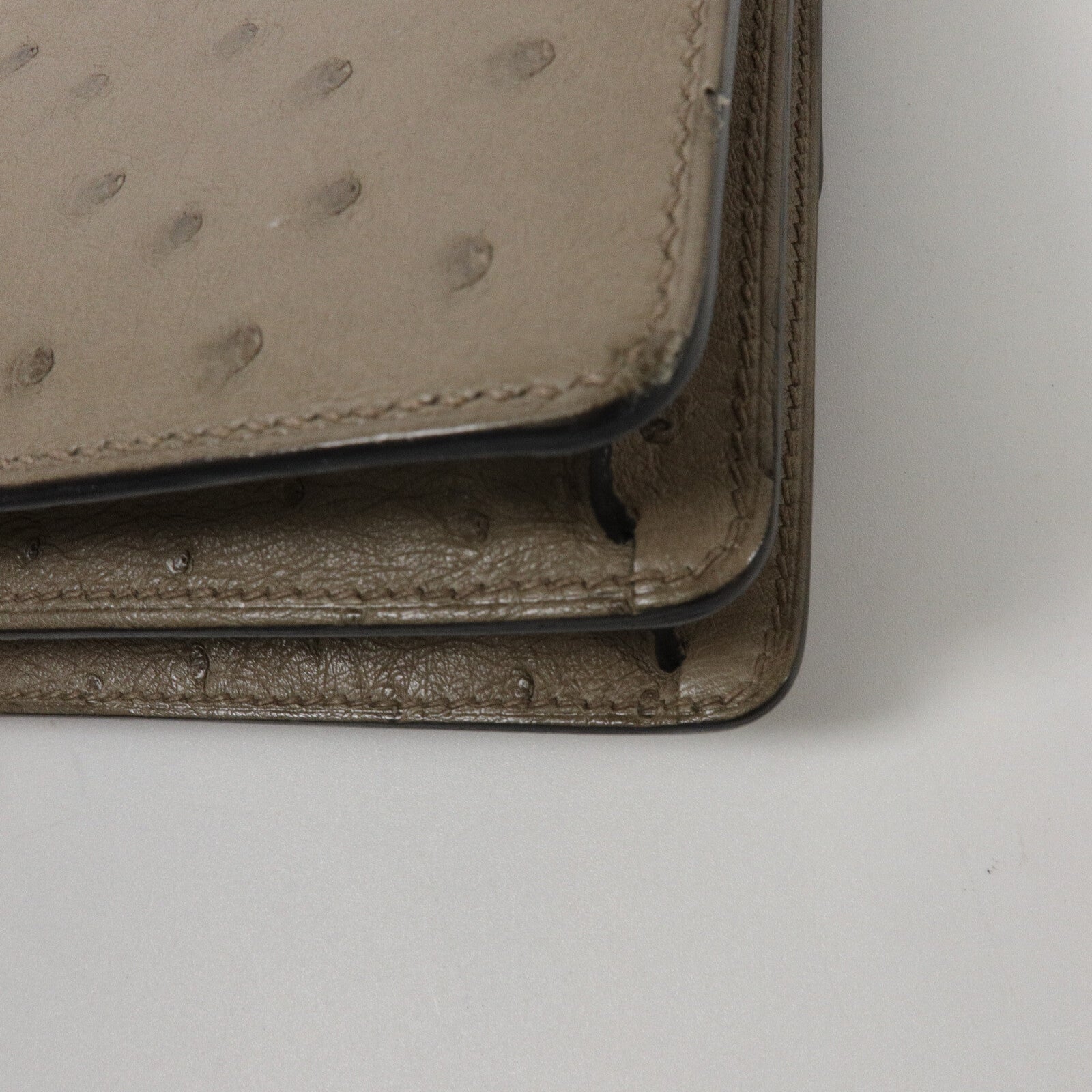 HERMES 鴕鳥皮革Roulis Mini肩背袋Gris Asphalt