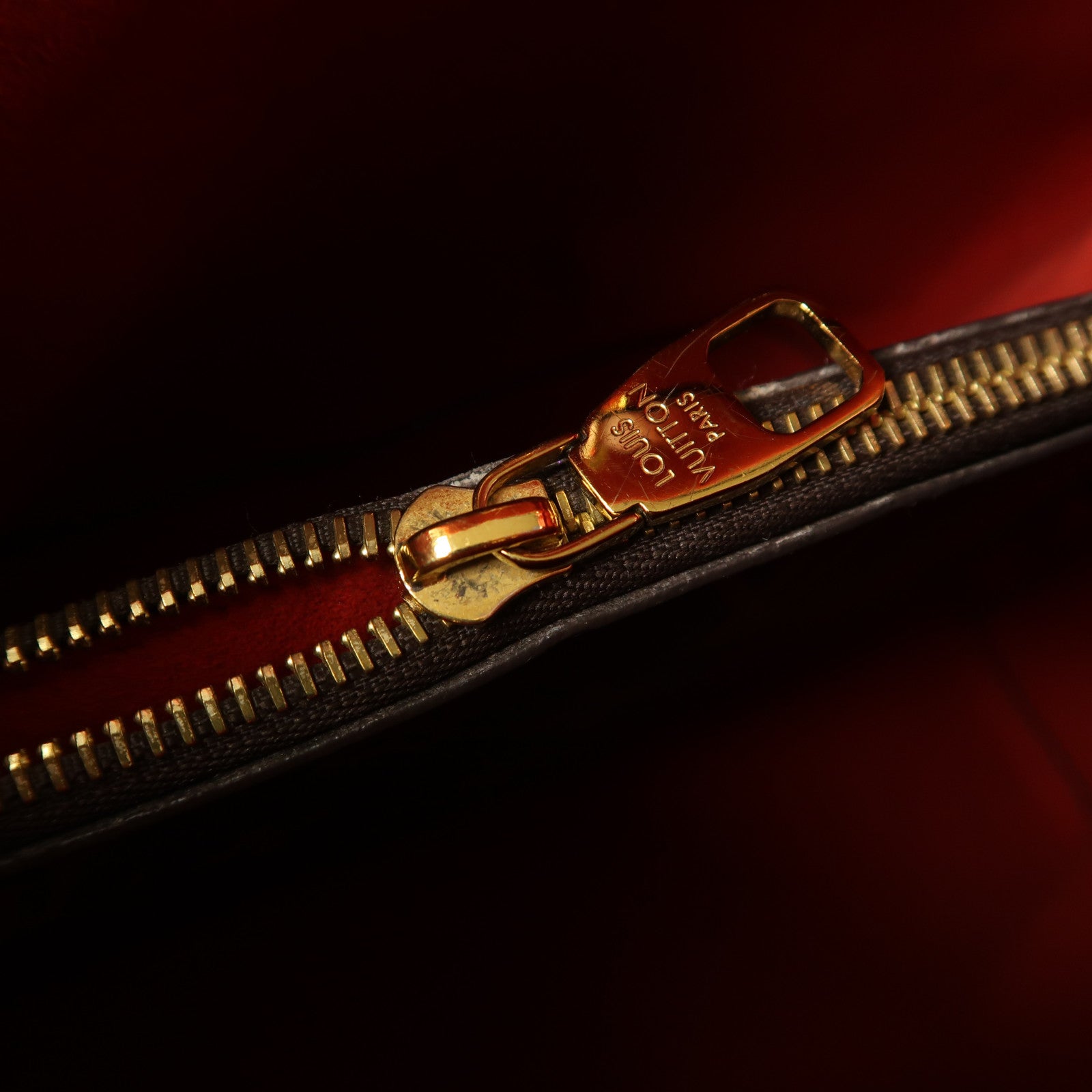 LOUIS VUITTON Monogram Neo Noe Bucket Bag金扣肩背袋Coquelicot