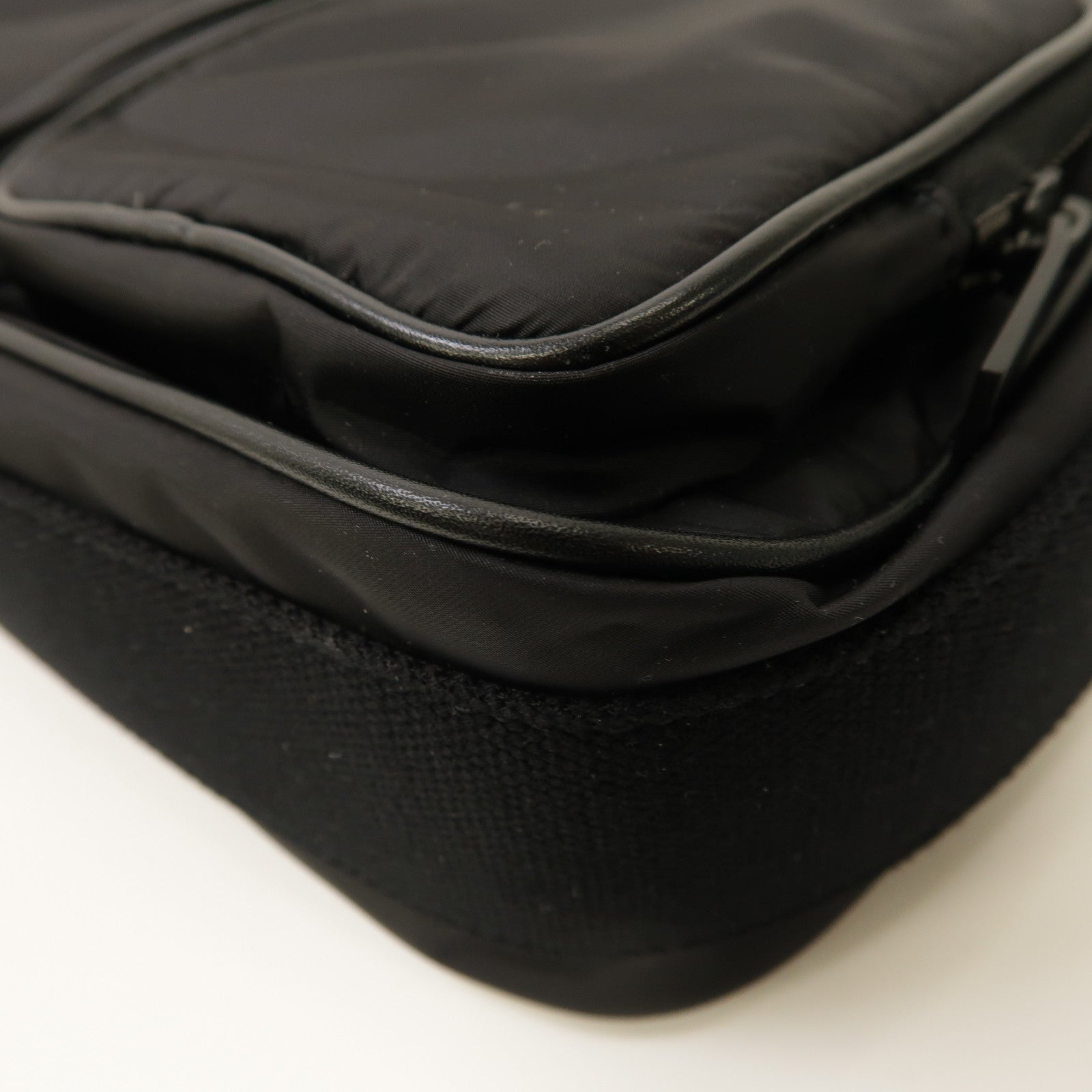 SAINT LAURENT 再生尼龍City New Camera Bag肩背袋黑色